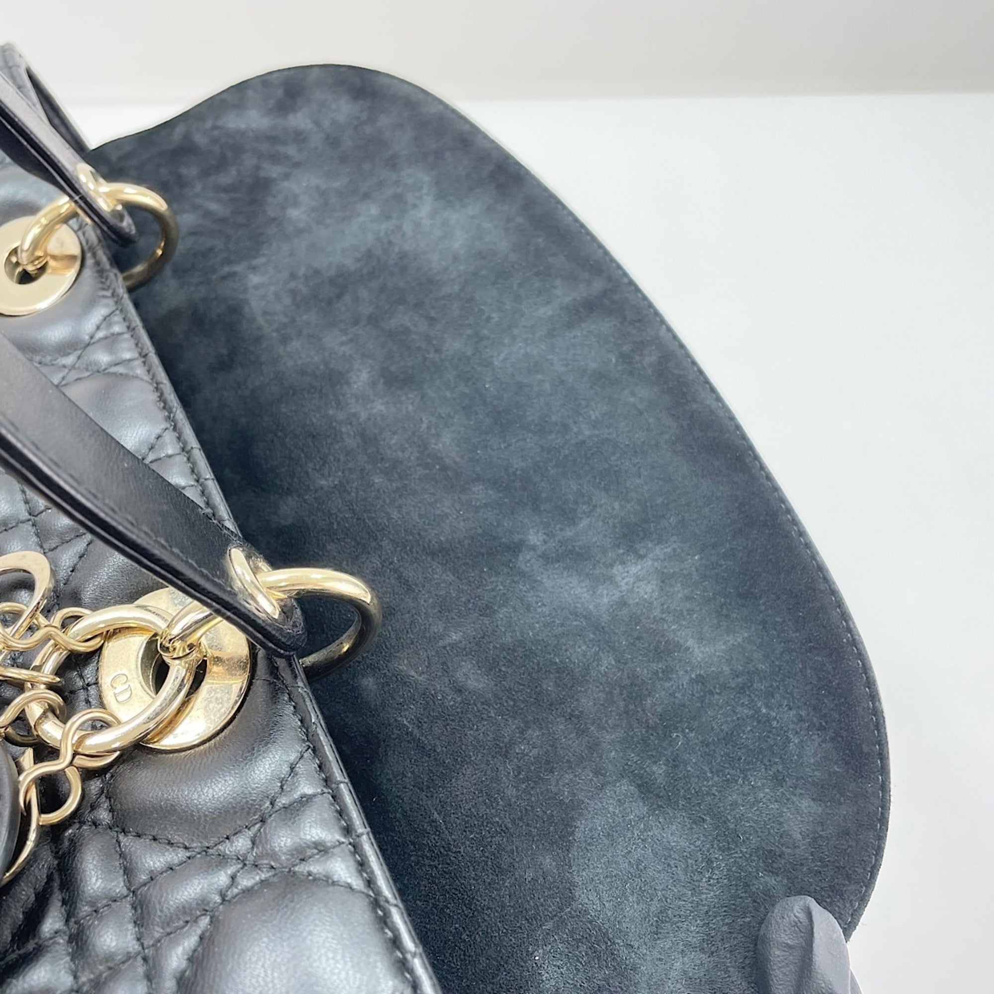 Christian Dior Black Leather Handbag (Pre-Owned)