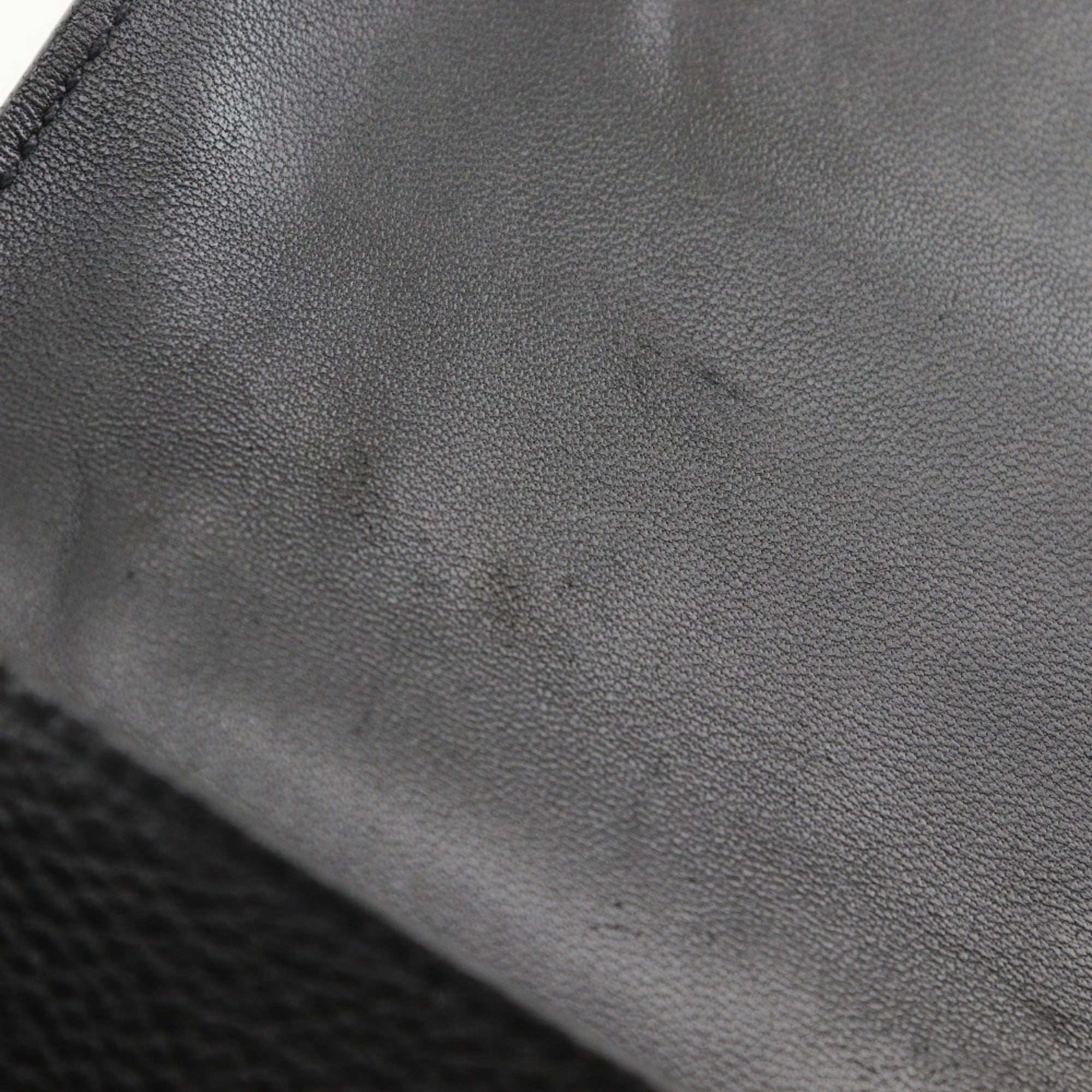 Hermes Black Togo Leather Wallet (Bi-Fold) (Pre-Owned)
