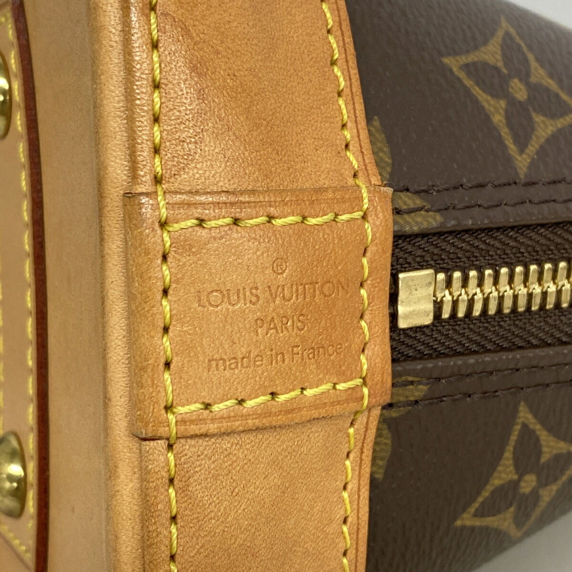 Louis Vuitton Brown Handbag (Pre-Owned)
