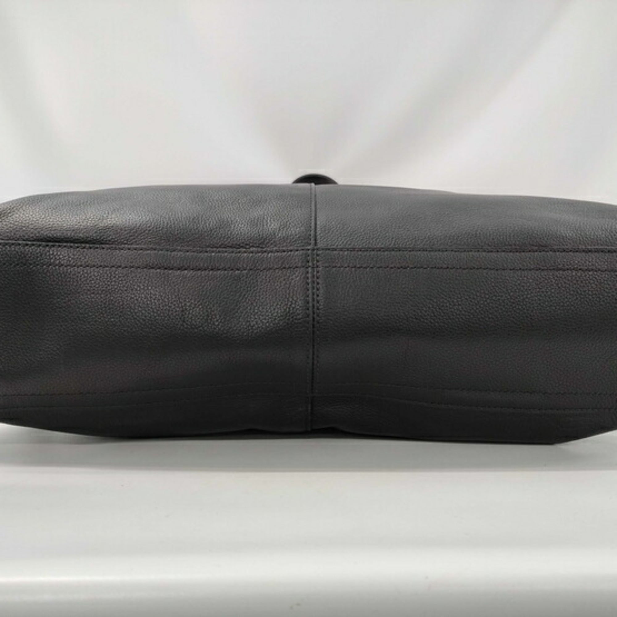 Coach Black Leather Handbag Shoulder Bag (Pre-Owned)