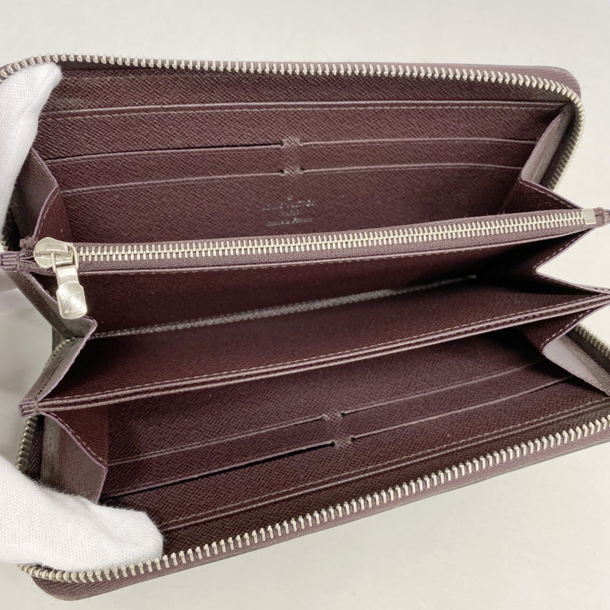 Louis Vuitton Quetsche Long Wallet (Bi-Fold) (Pre-Owned)