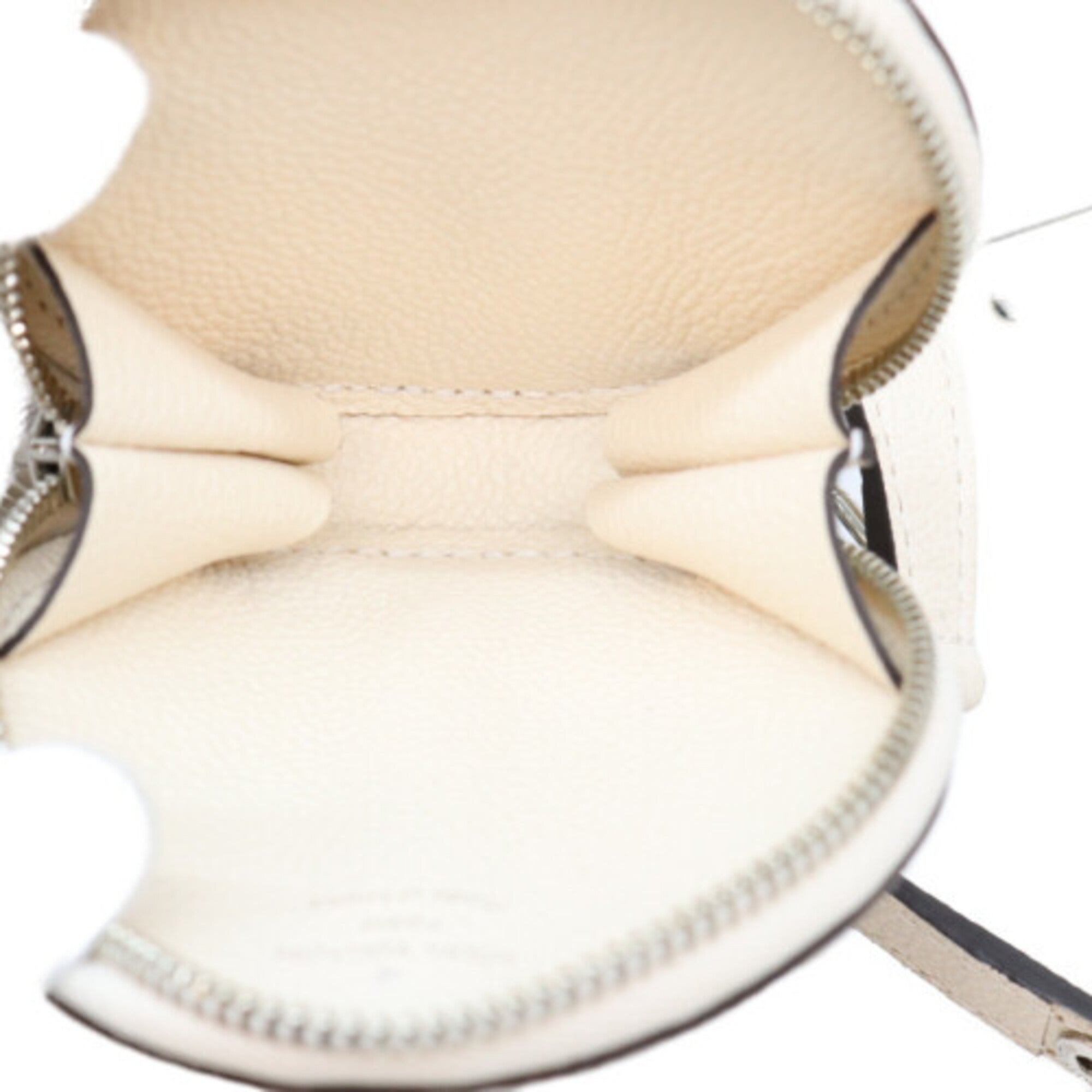 Louis Vuitton Ivory Epi Leather Shoulder Bag (Pre-Owned)