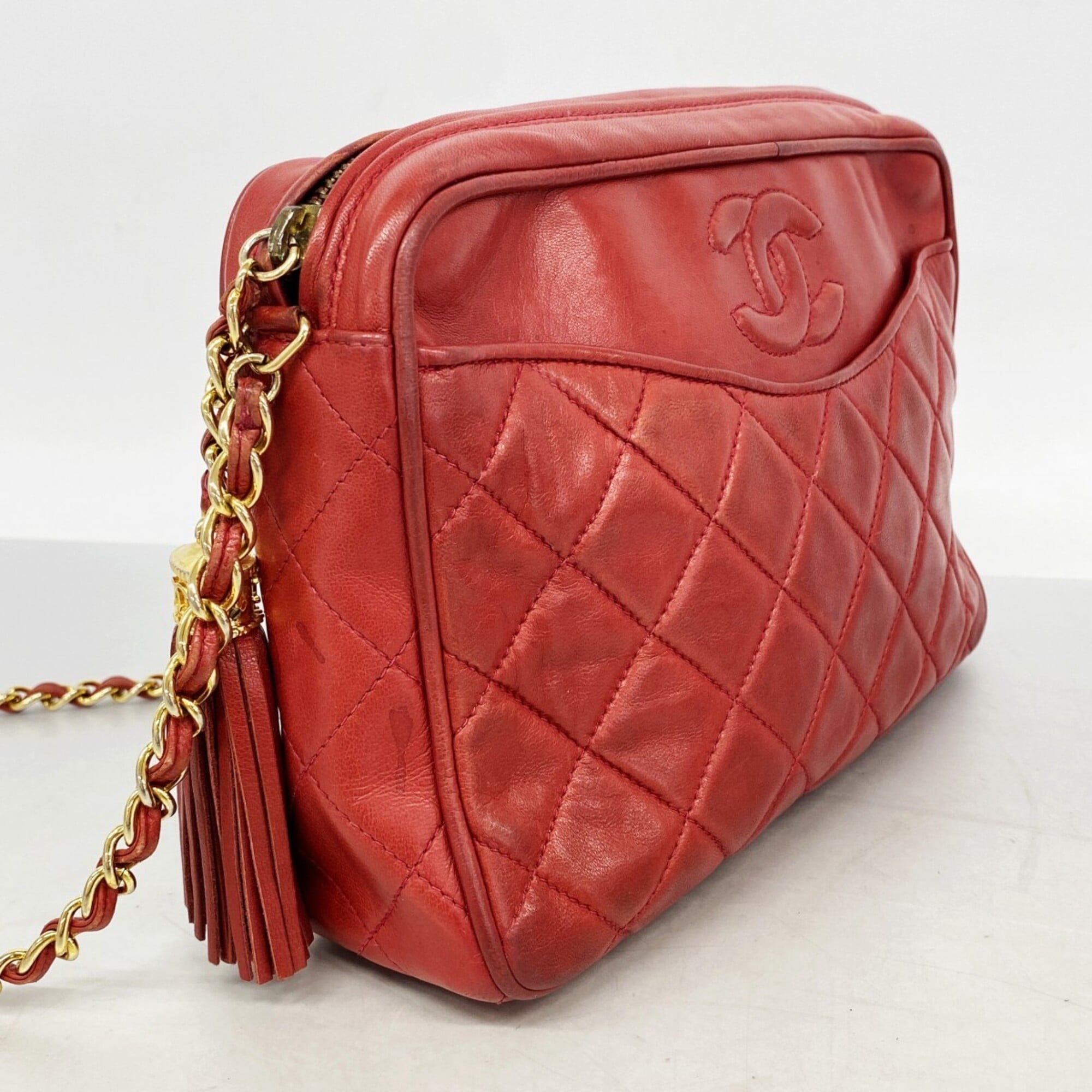 Chanel Red Color Leather Shoulder Bag (Pre-Owned)