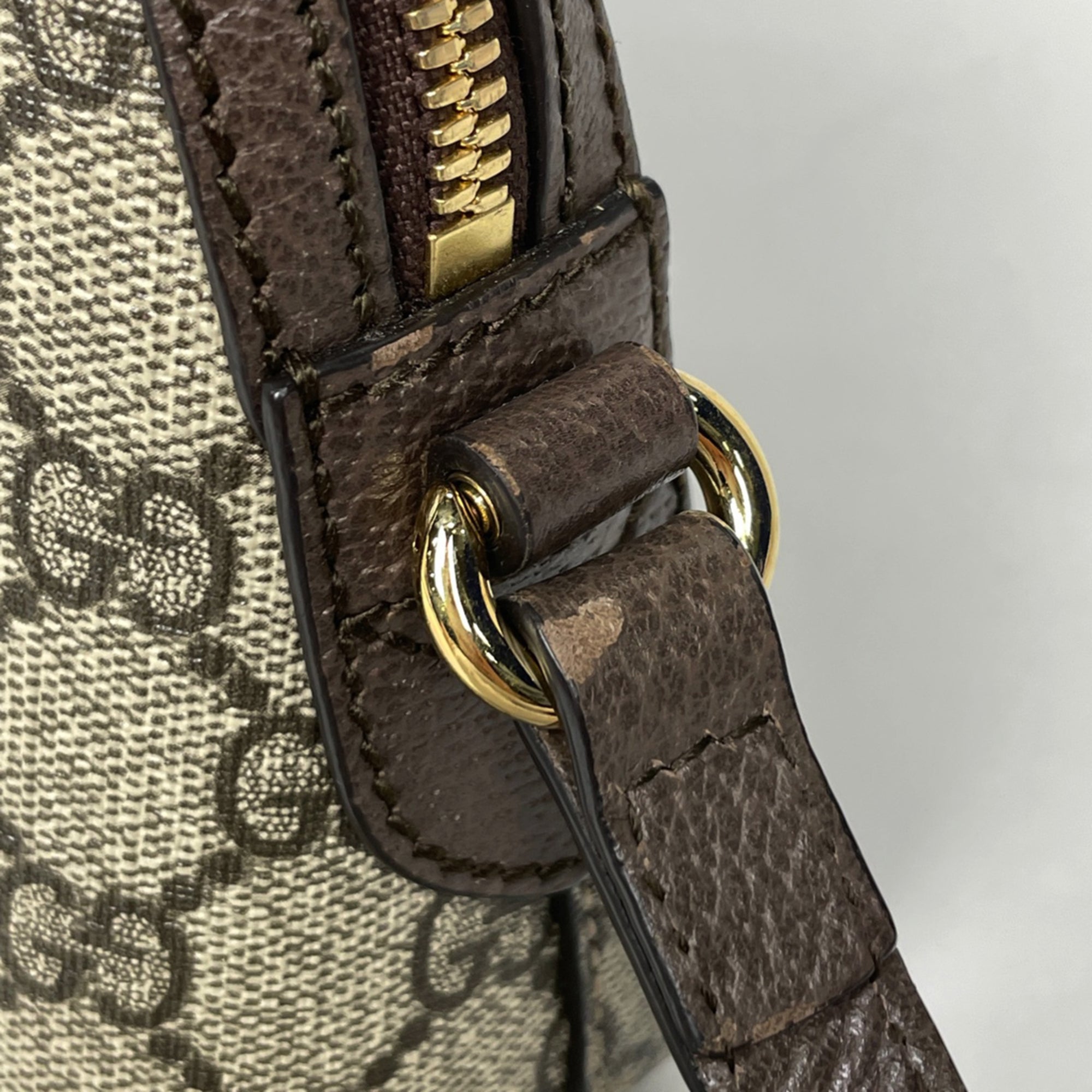 Gucci Brown Gg Supreme Leather Shoulder Bag (Pre-Owned)