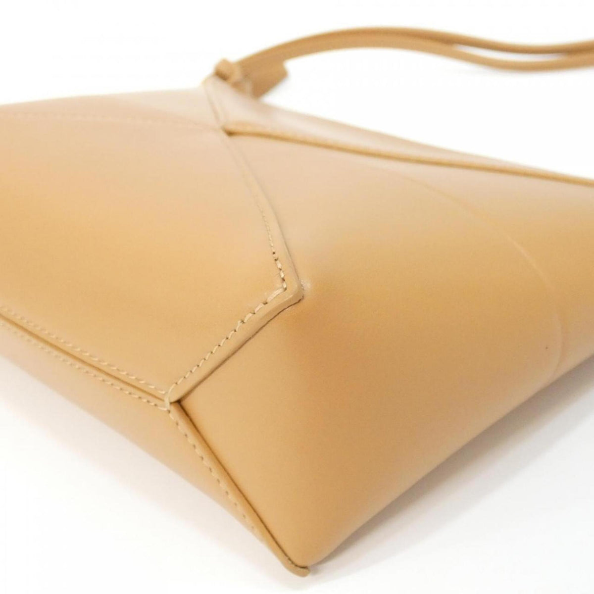 Loewe Beige Leather Handbag Pouch Shoulder Bag (Pre-Owned)