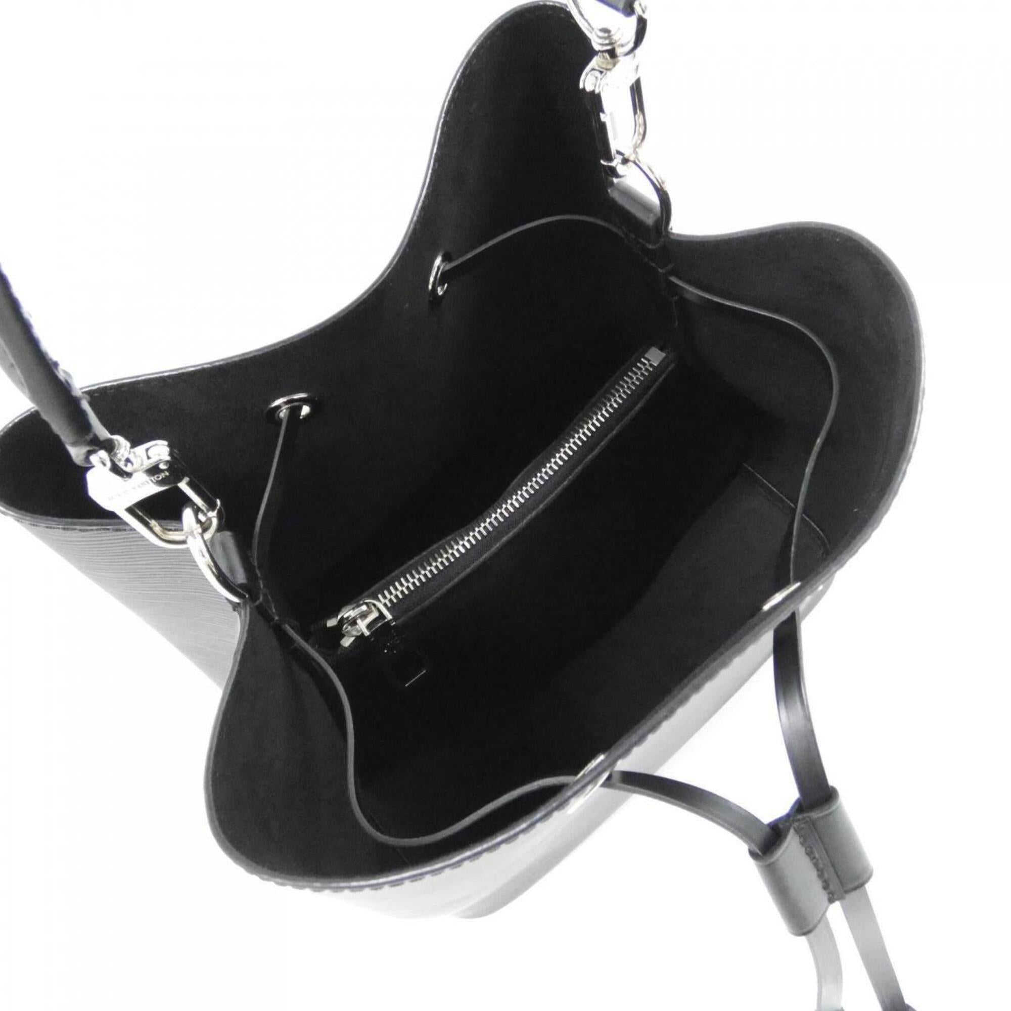 Louis Vuitton Black Leather Shoulder Bag (Pre-Owned)