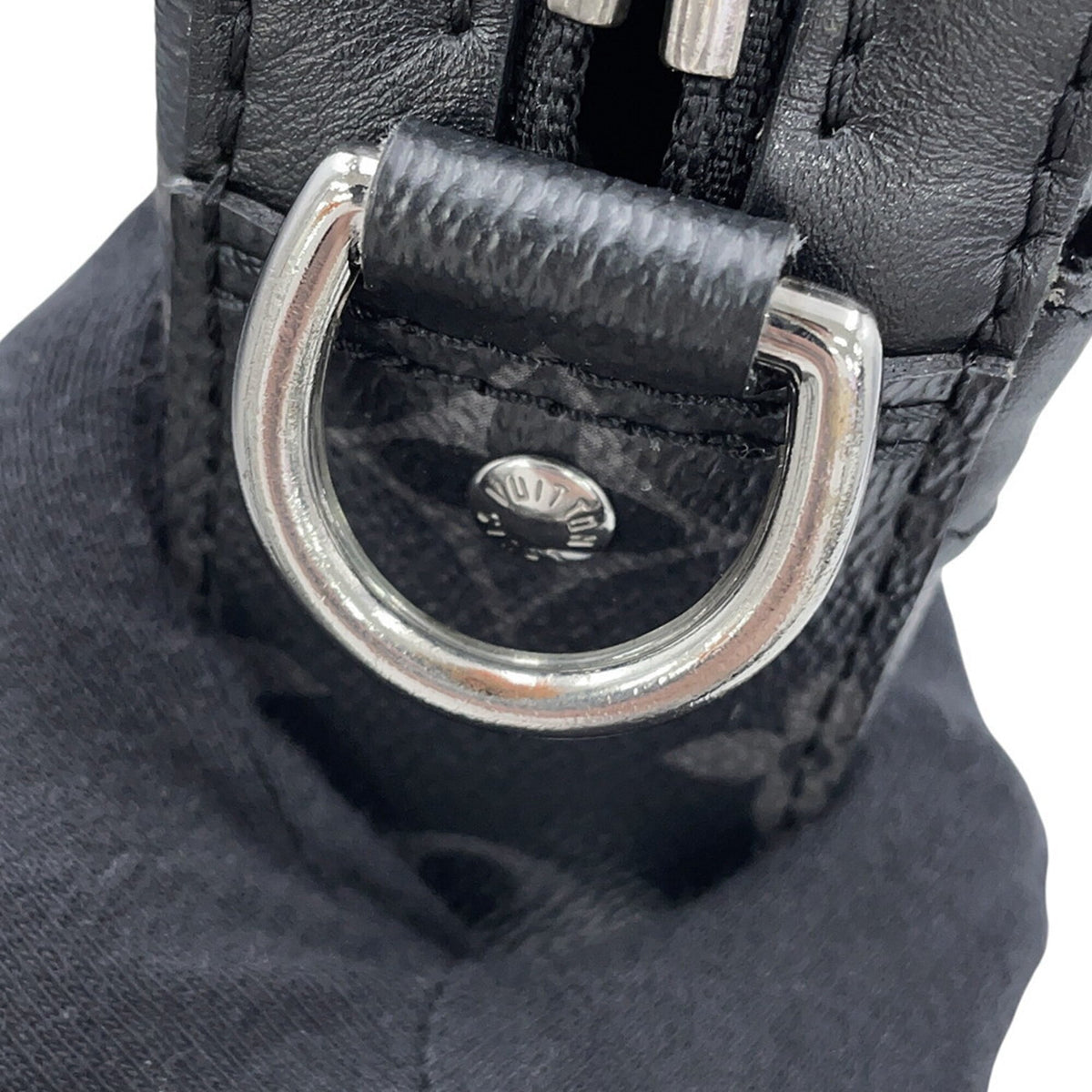 Louis Vuitton Noir Monogram Eclipse Monogram Eclipse Monogram Reverse Shoulder Bag (Pre-Owned)