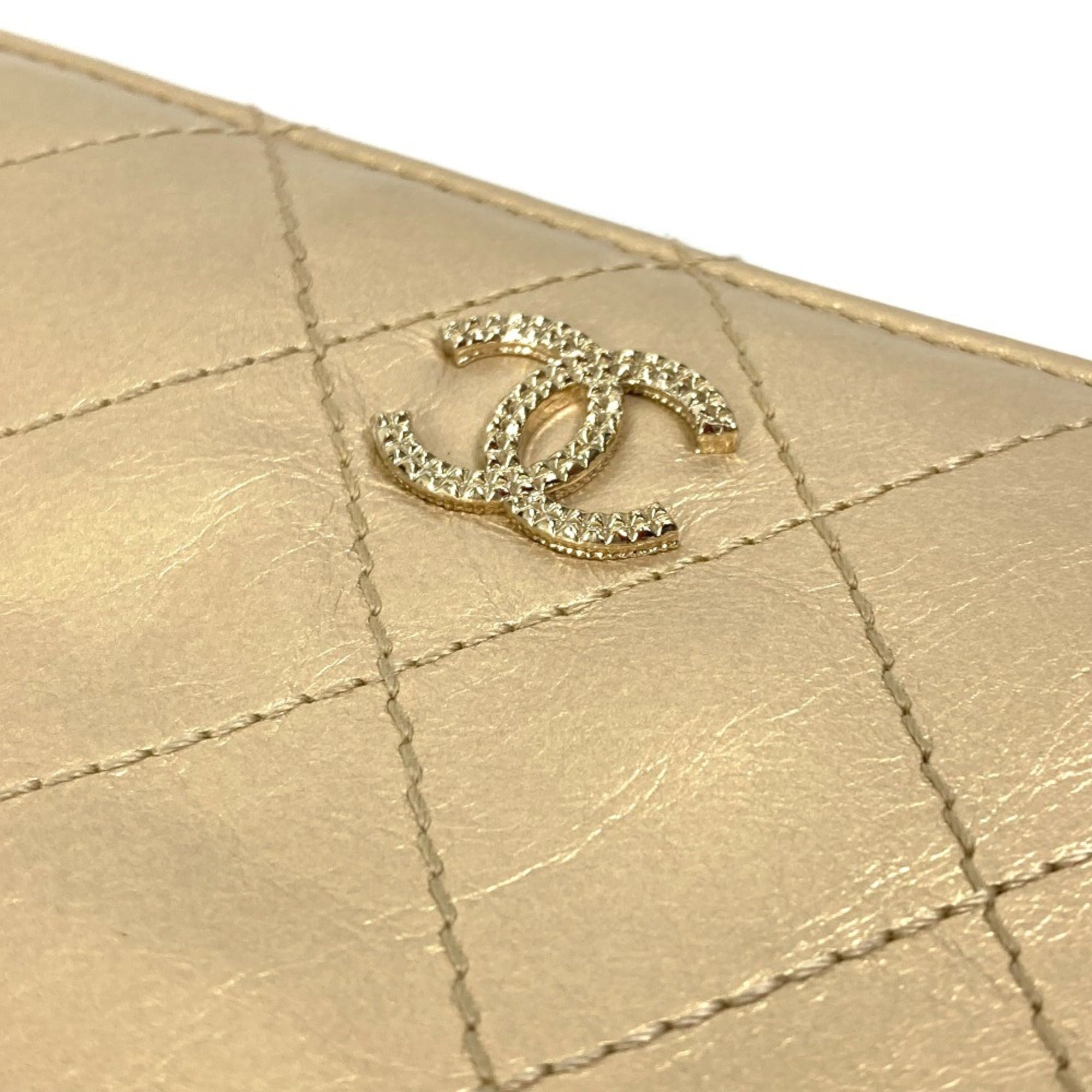 Chanel Matelasse Gold Leather Long Wallet (Bi-Fold) (Pre-Owned)