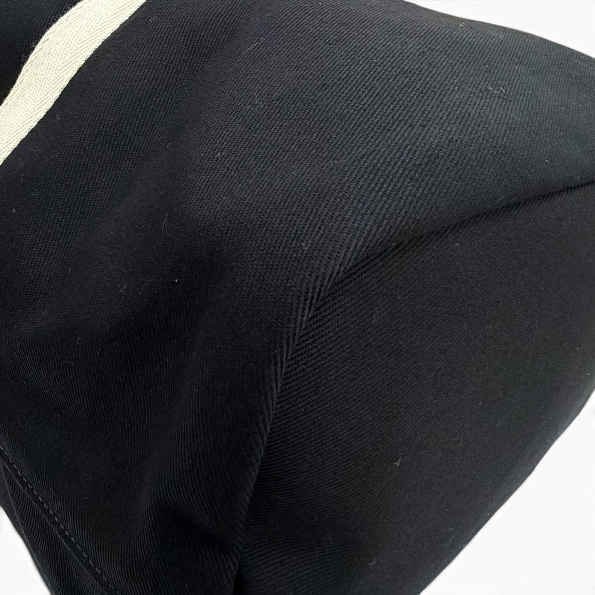 Saint Laurent Black Canvas Leather Pouch Shoulder Bag (Pre-Owned)