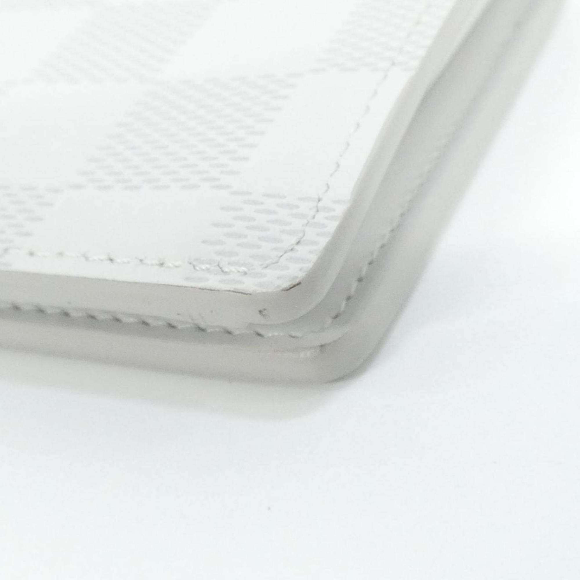 Louis Vuitton White (Pre-Owned)