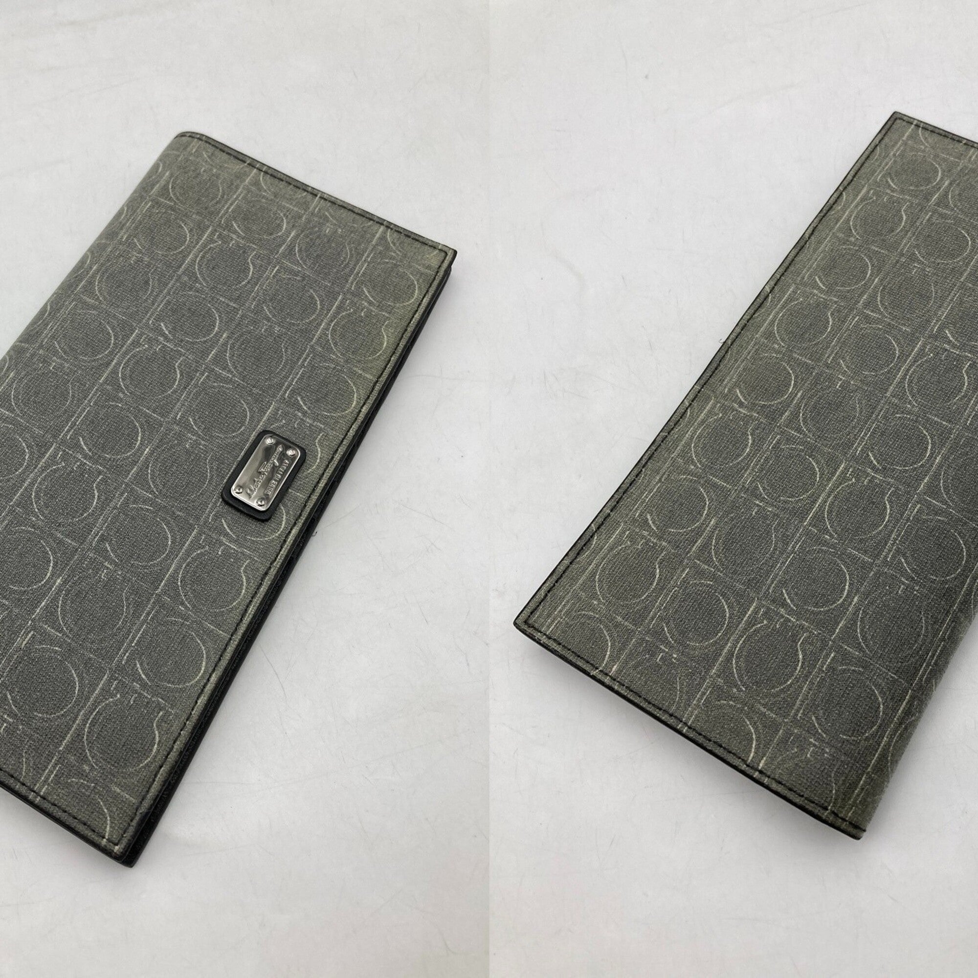 Salvatore Ferragamo Gancini Gray Leather Long Wallet (Bi-Fold) (Pre-Owned)