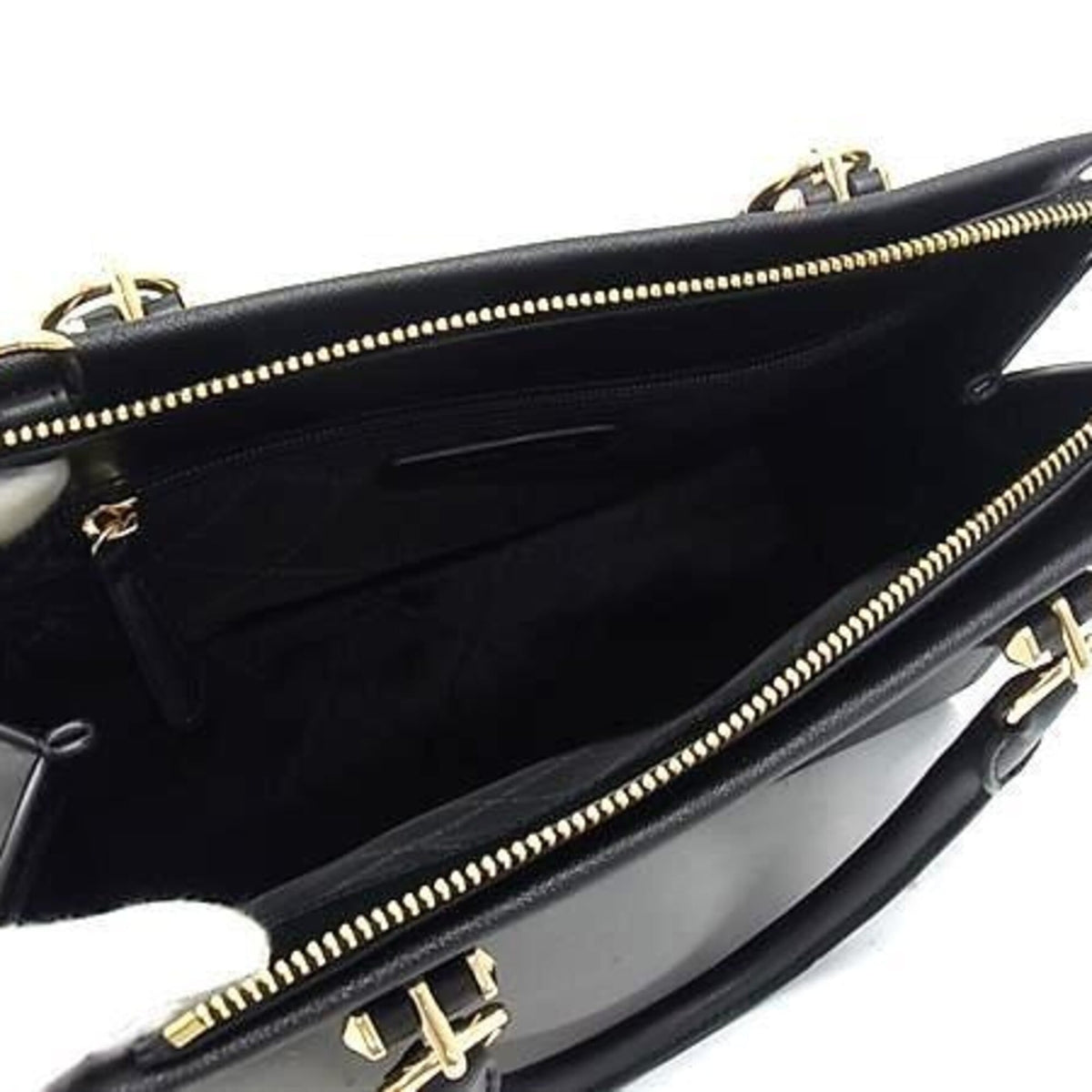 Michael Kors Black Leather Handbag Shoulder Bag (Pre-Owned)
