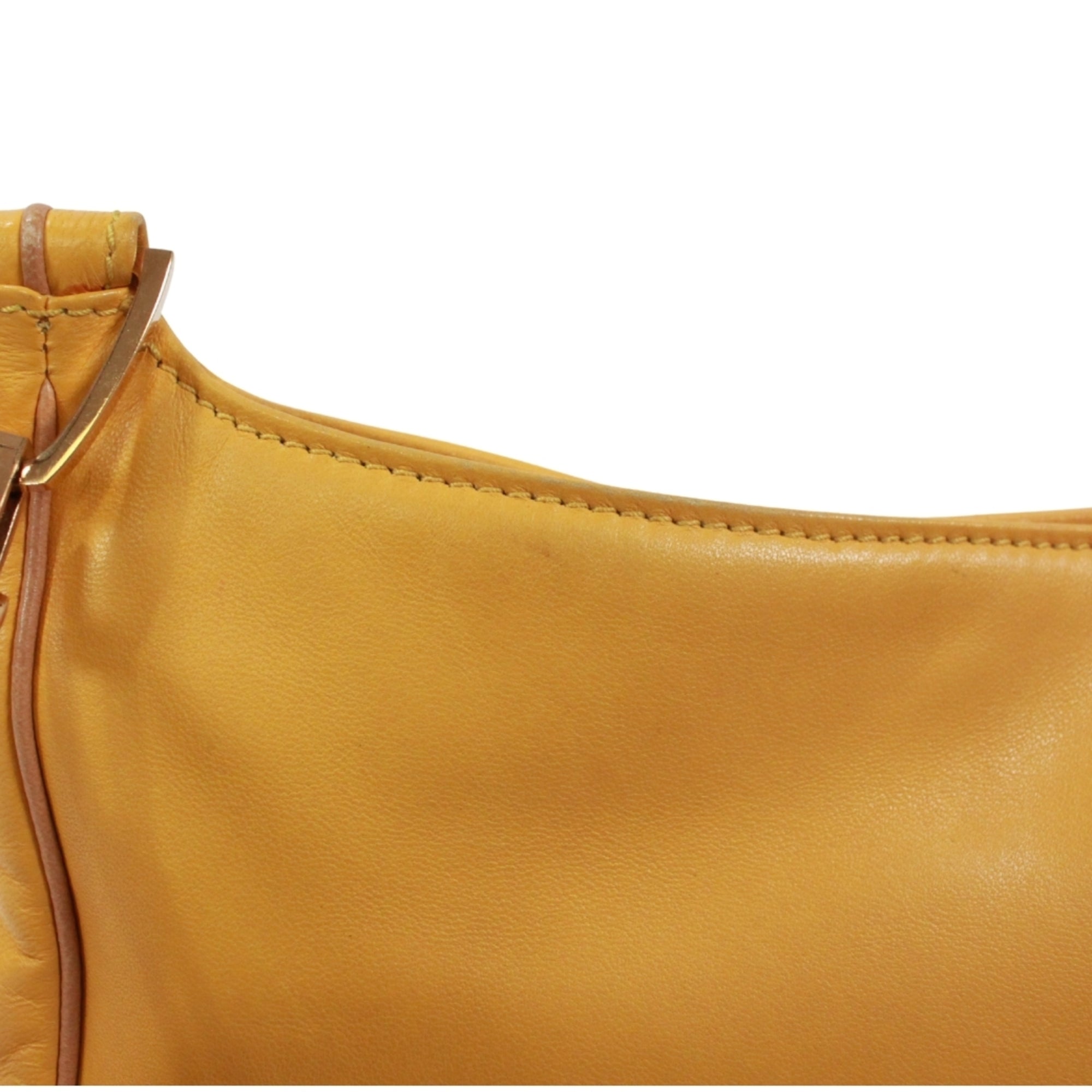 Loewe Yellow Leather Shoulder Bag (Pre-Owned)