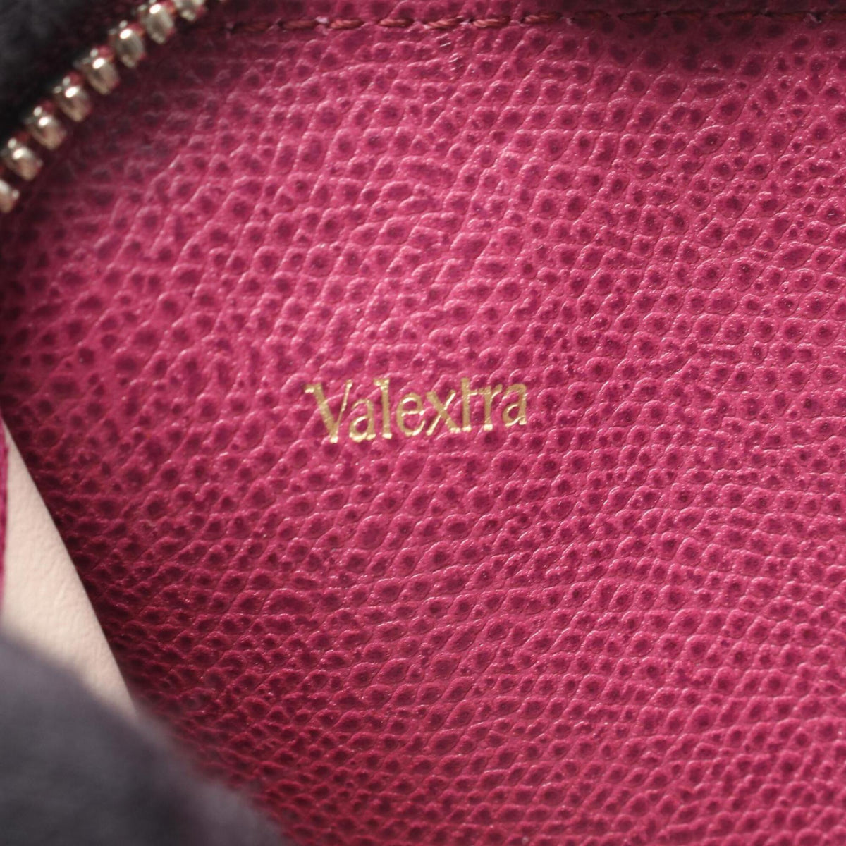 Valextra