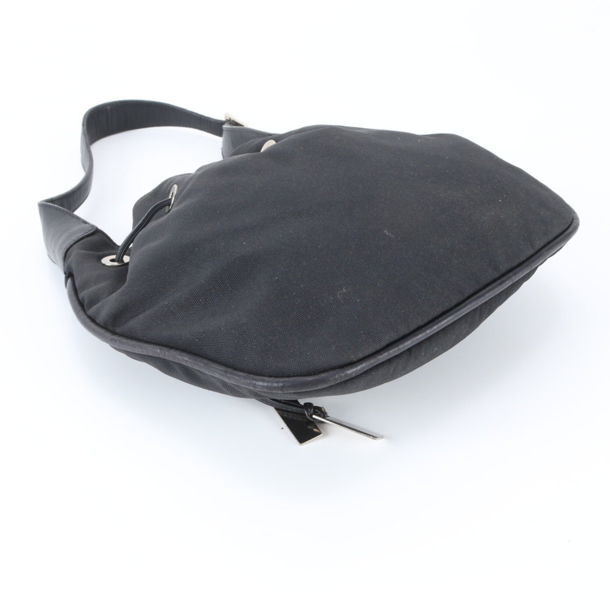 Gucci Black Leather Nylon Shoulder Bag (Pre-Owned)
