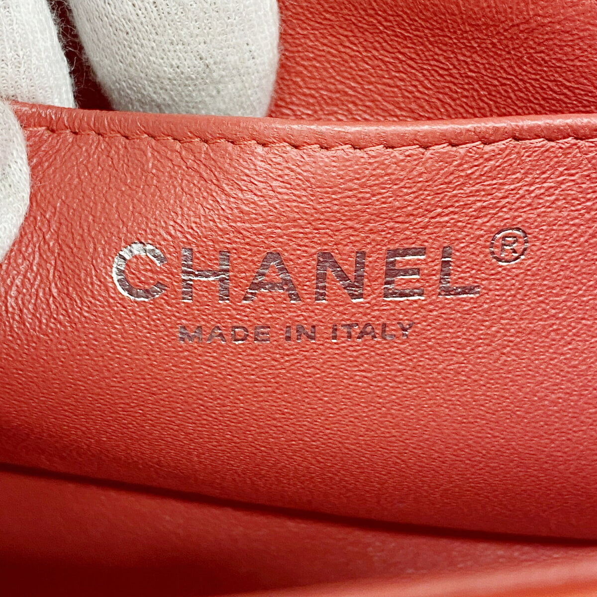 Chanel Red Color Patent Leather Shoulder Bag (Pre-Owned)