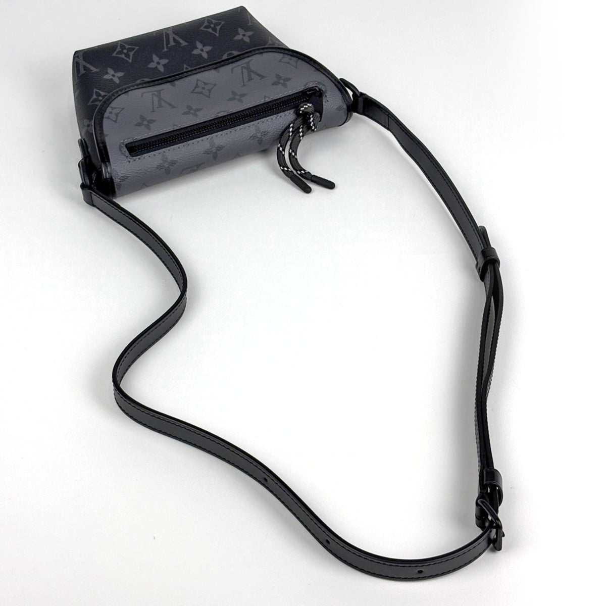 Louis Vuitton Monogram Eclipse Black Monogram Eclipse Noir Monogram Eclipse Shoulder Bag (Pre-Owned)