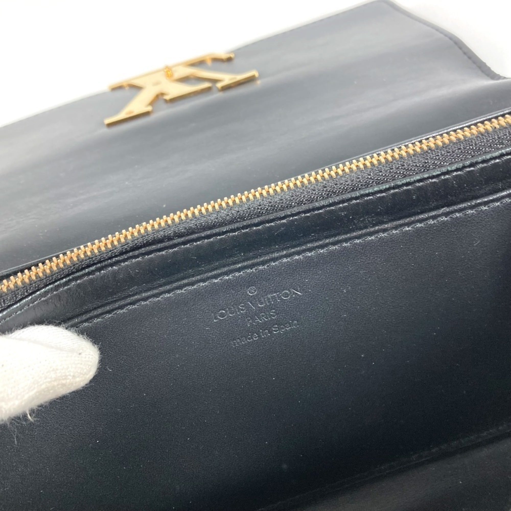 Louis Vuitton Black Patent Leather Long Wallet (Bi-Fold) (Pre-Owned)