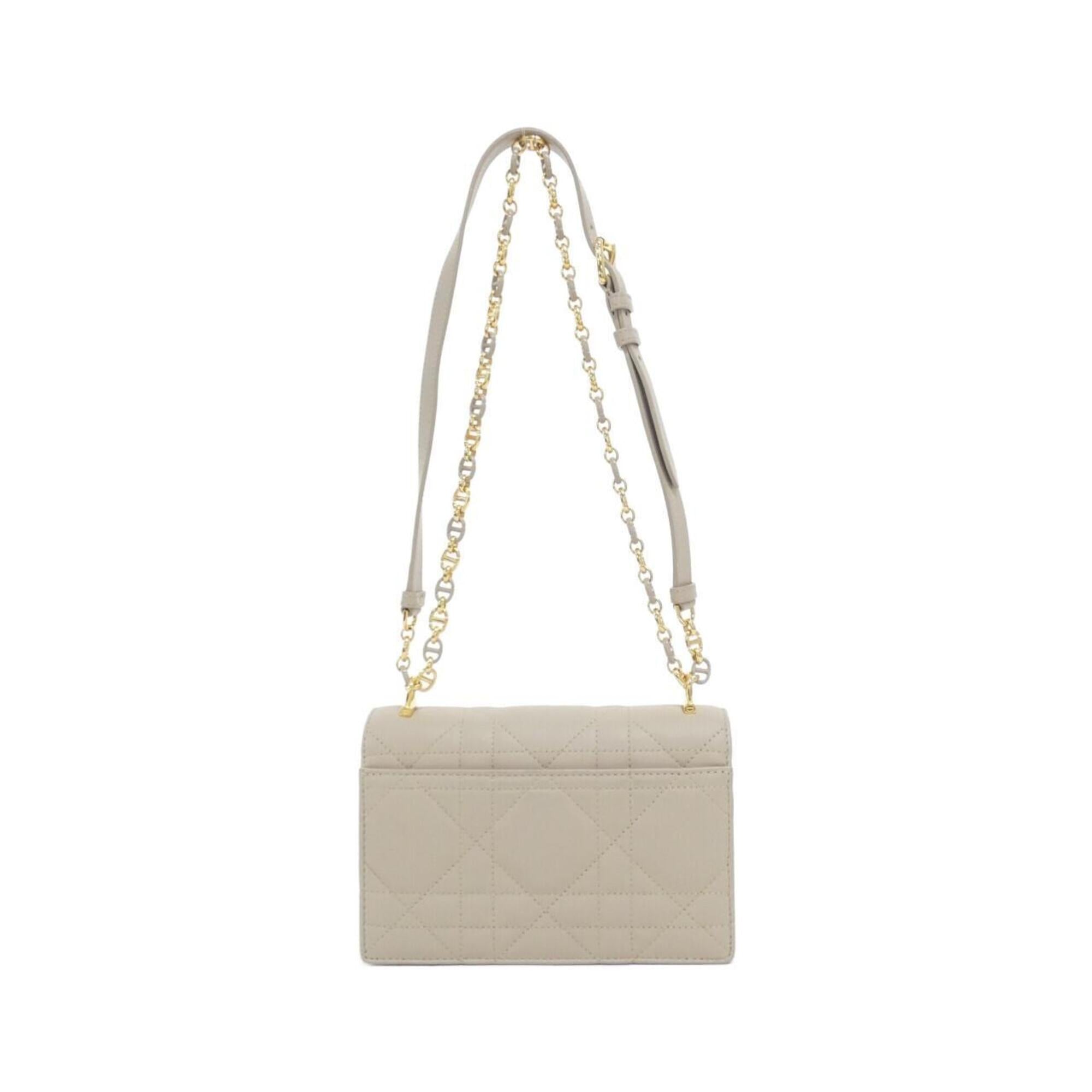 Christian Dior Beige Leather Handbag (Pre-Owned)