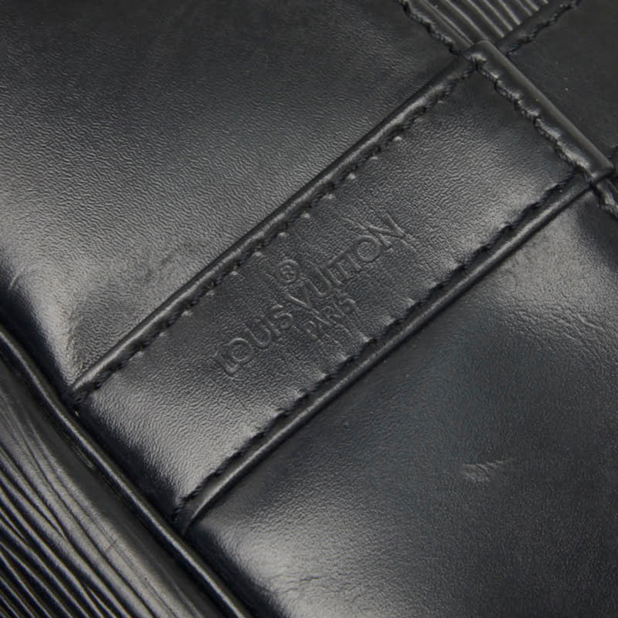 Louis Vuitton Black Noir Leather Shoulder Bag Sling Bag (Pre-Owned)