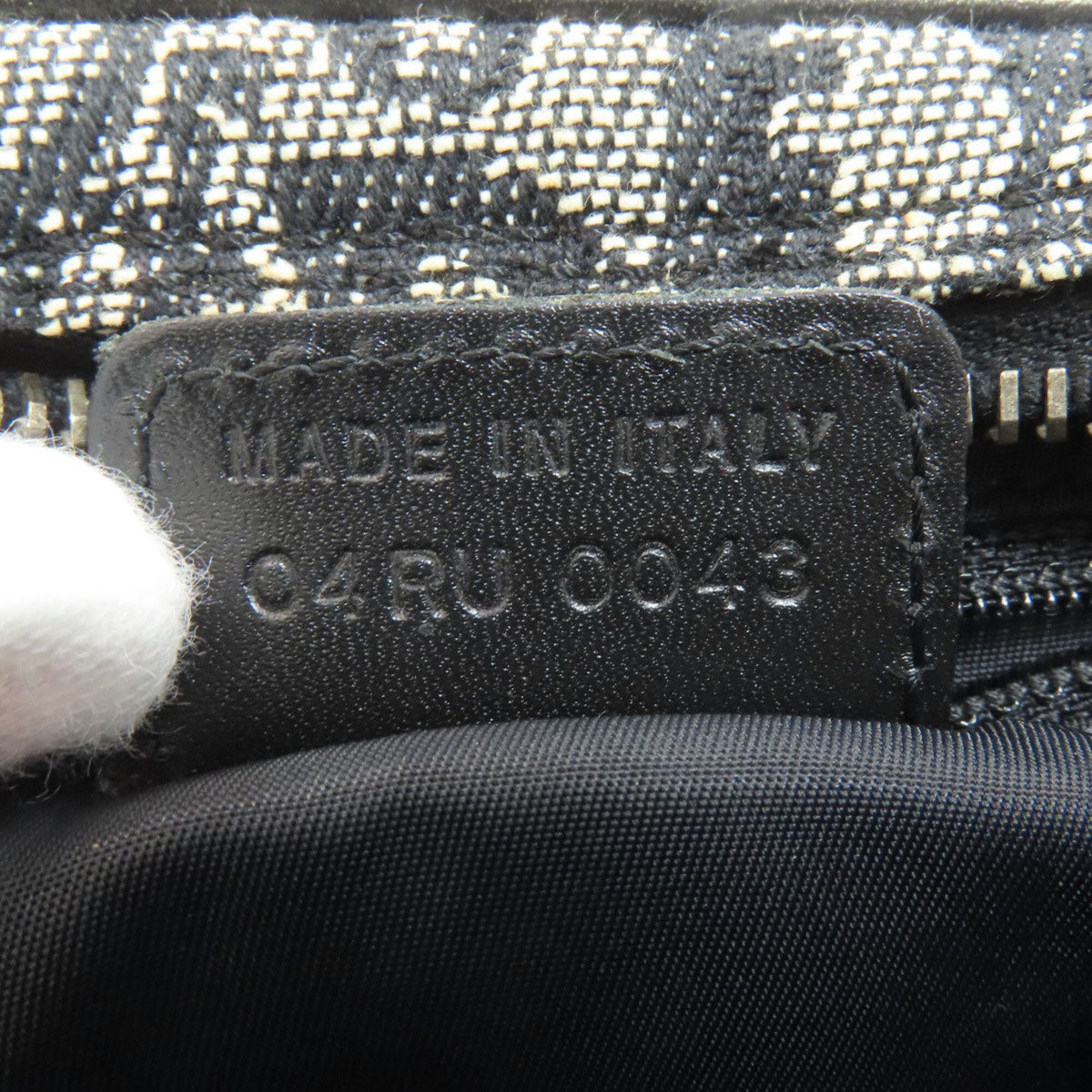 Christian Dior Trotter Black Canvas Shoulder Bag (Pre-Owned)