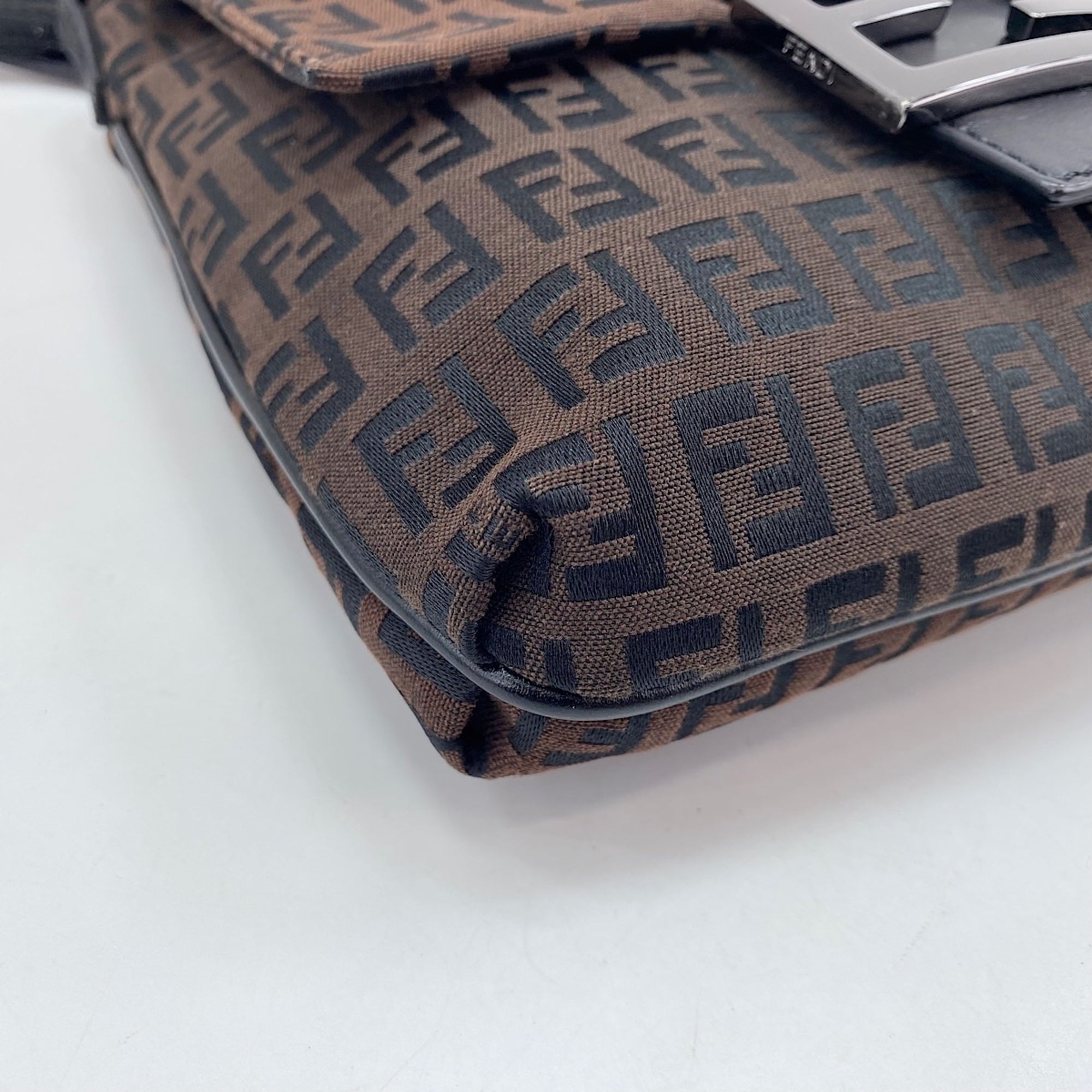 Fendi Zucchino Brown Zucchino Shoulder Bag (Pre-Owned)
