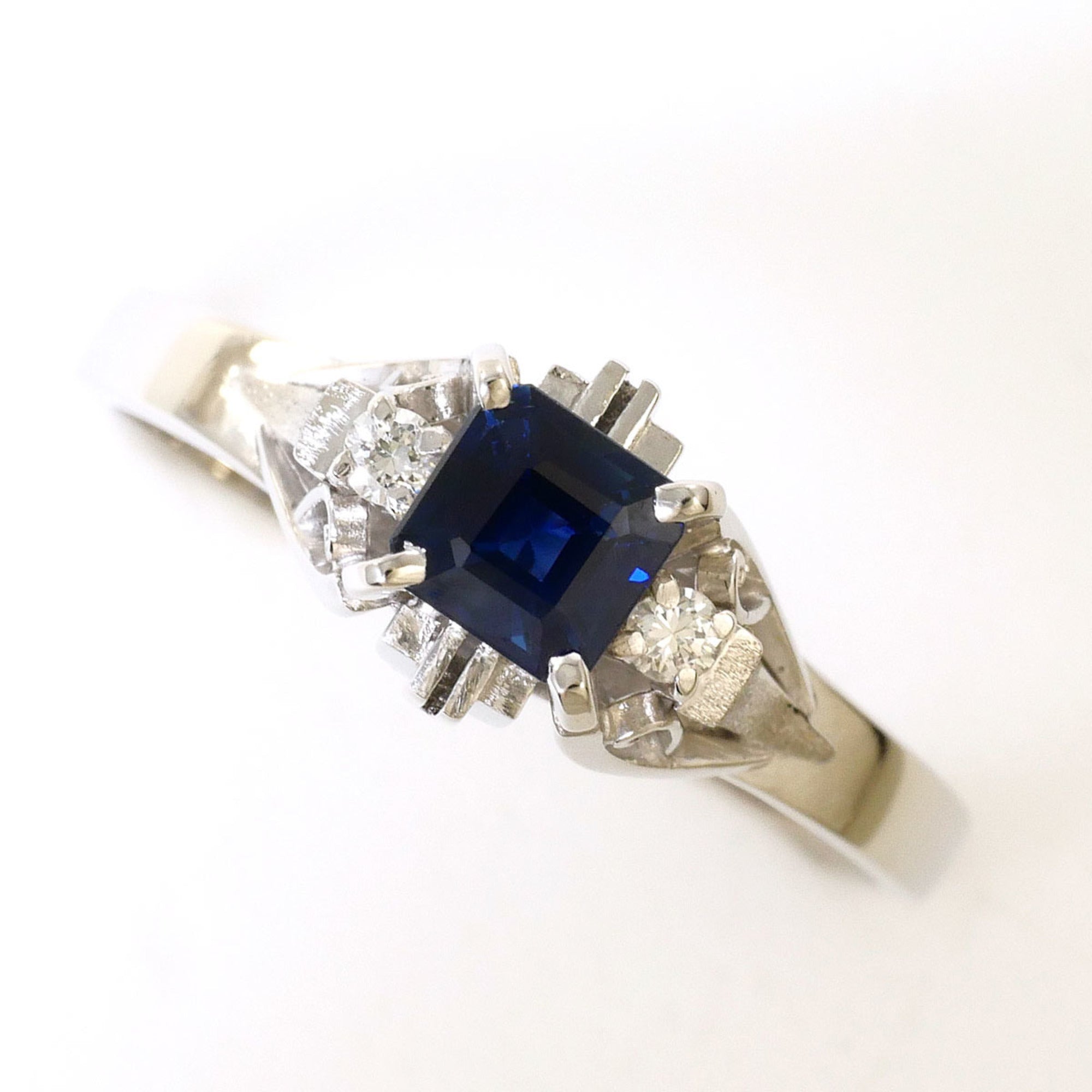 Unbranded Platinum Platinum 900 Band Ring (Pre-Owned)