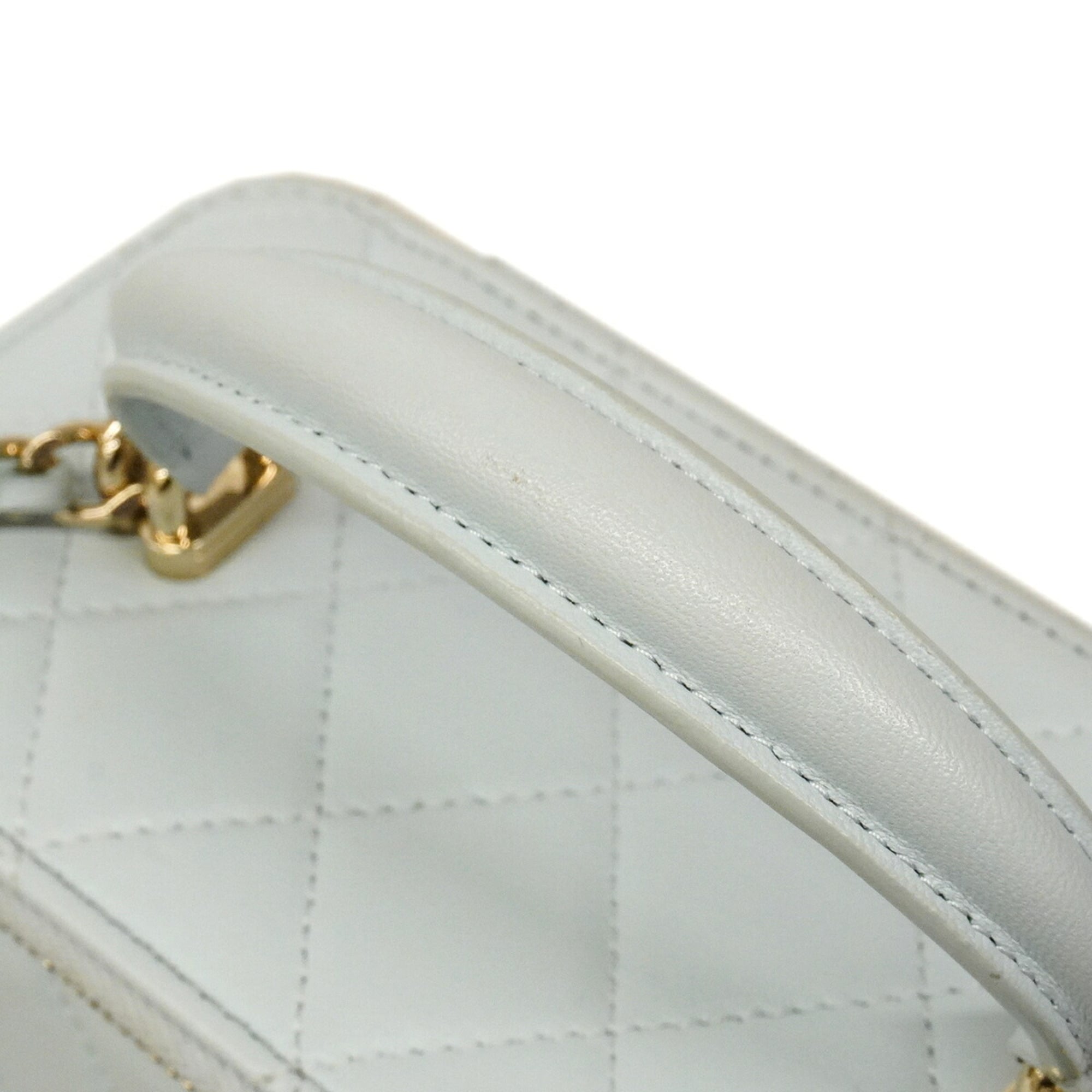 Chanel Sky Blue Leather Vanity Bag (Pre-Owned)