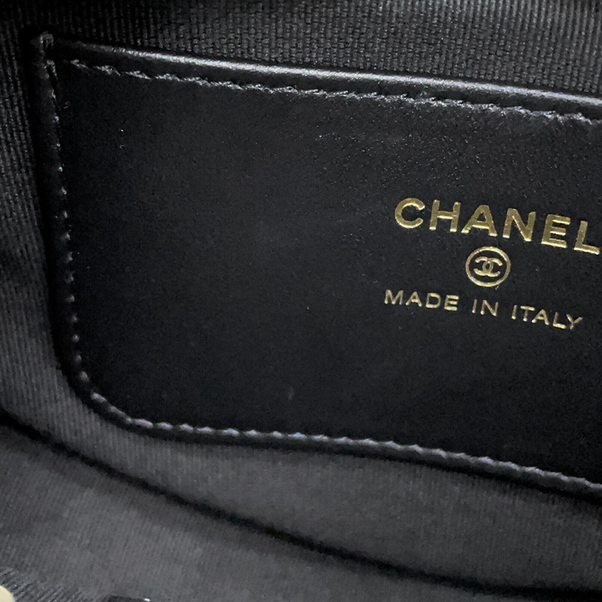 Chanel Black Grained Calfskin Handbag Pouch (Pre-Owned)