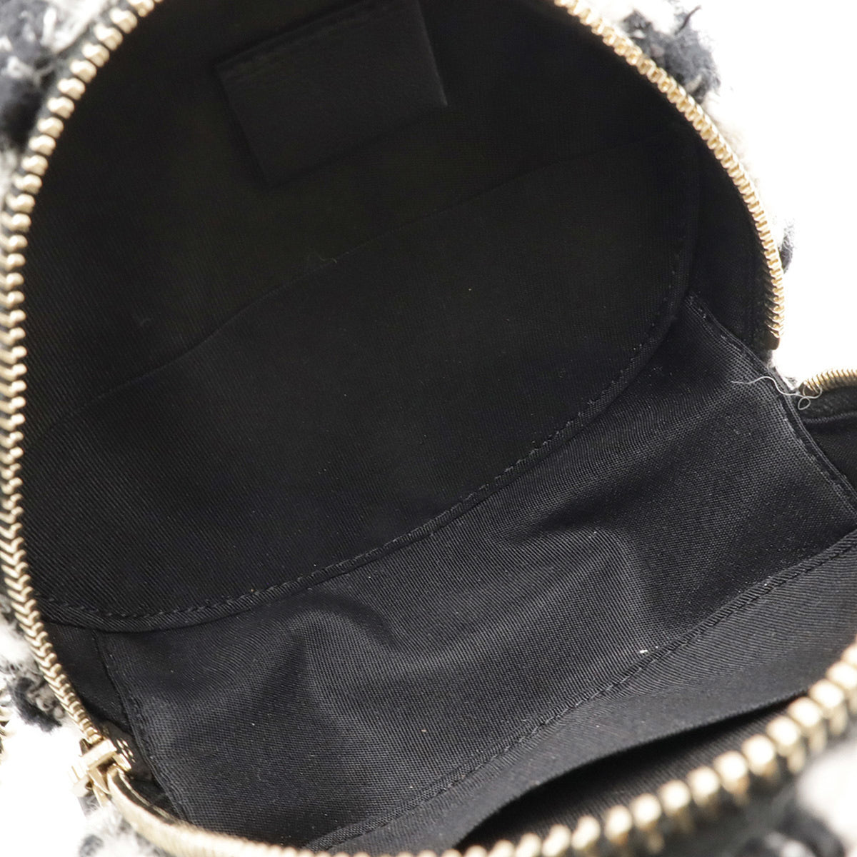 Chanel Black Ivory Tweed Pochette Pouch (Pre-Owned)