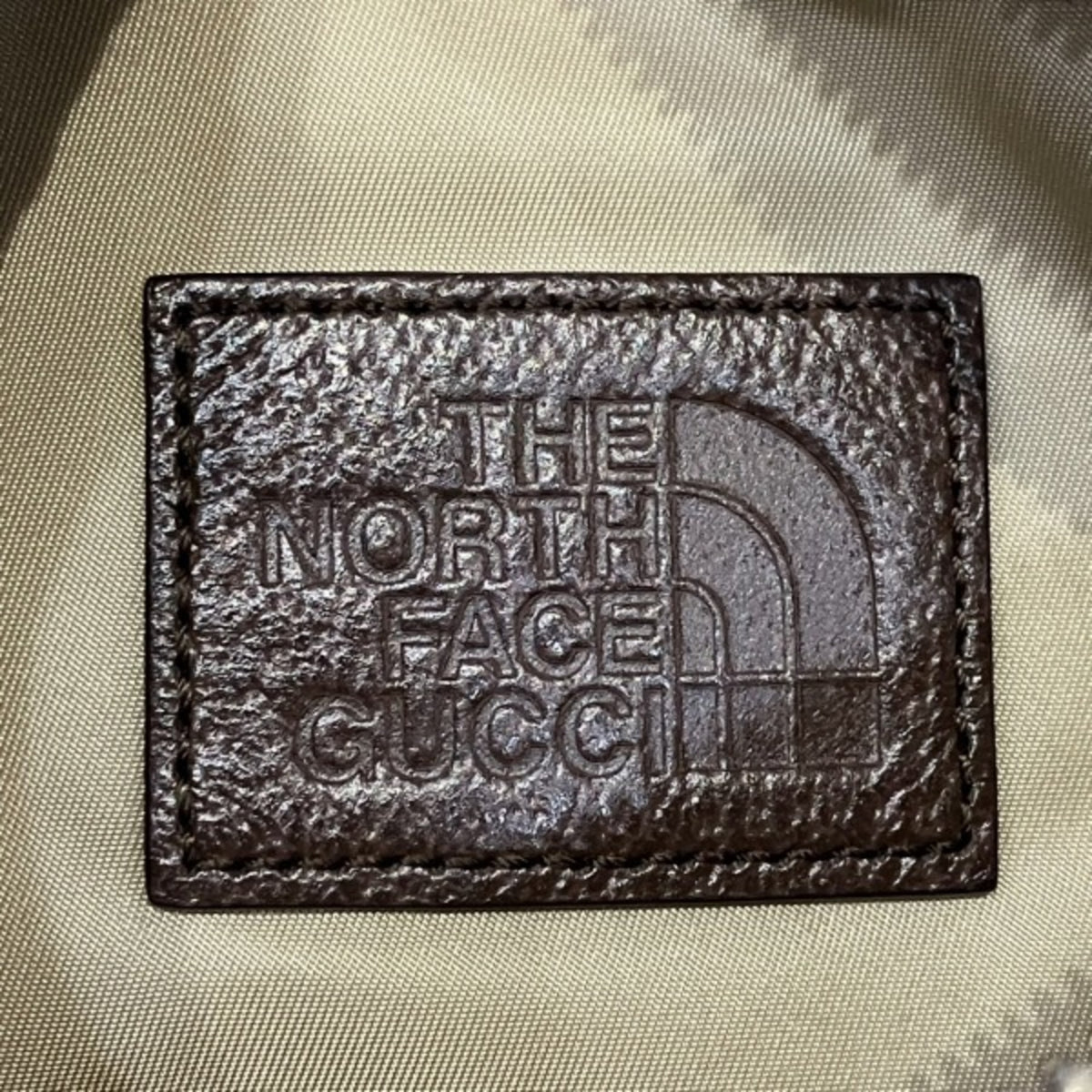 Gucci Beige Green Nylon Leather Fanny Pack (Pre-Owned)
