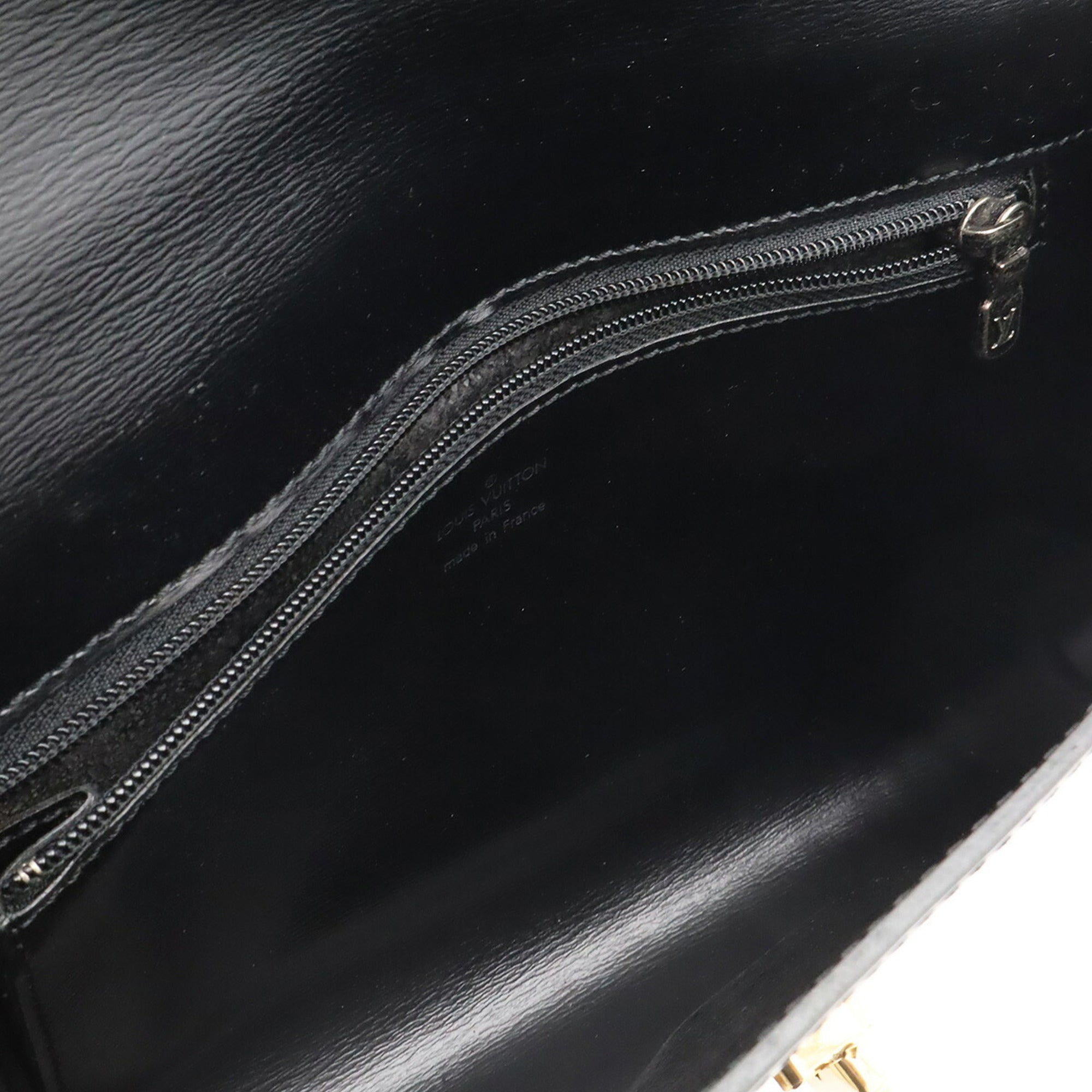 Louis Vuitton Epi Black Noir Epi Leather Clutch Bag Shoulder Bag (Pre-Owned)