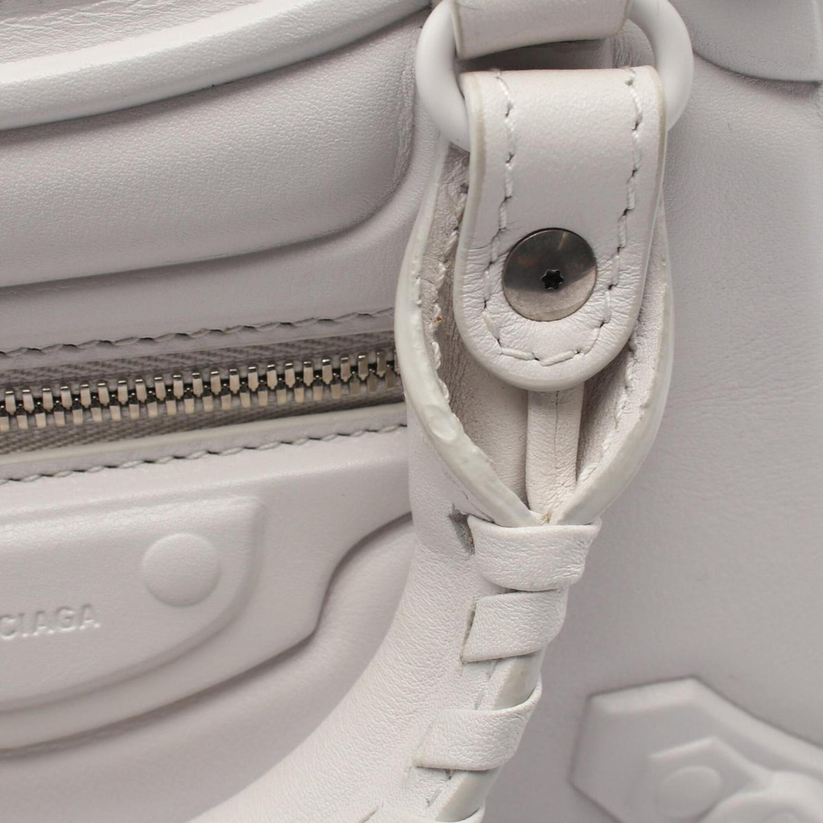 Balenciaga White Leather Handbag (Pre-Owned)