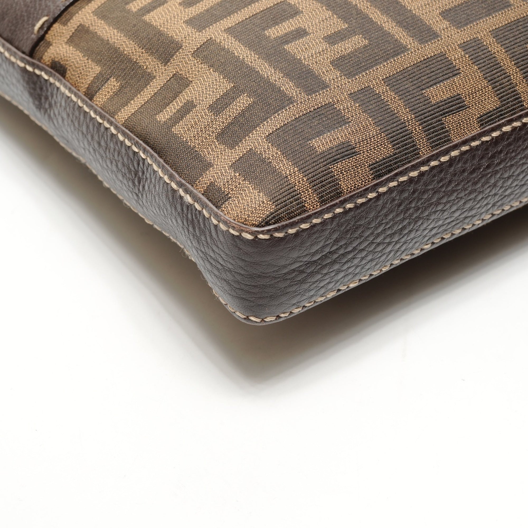 Fendi Zucca Brown Canvas Shoulder Bag (Pre-Owned)