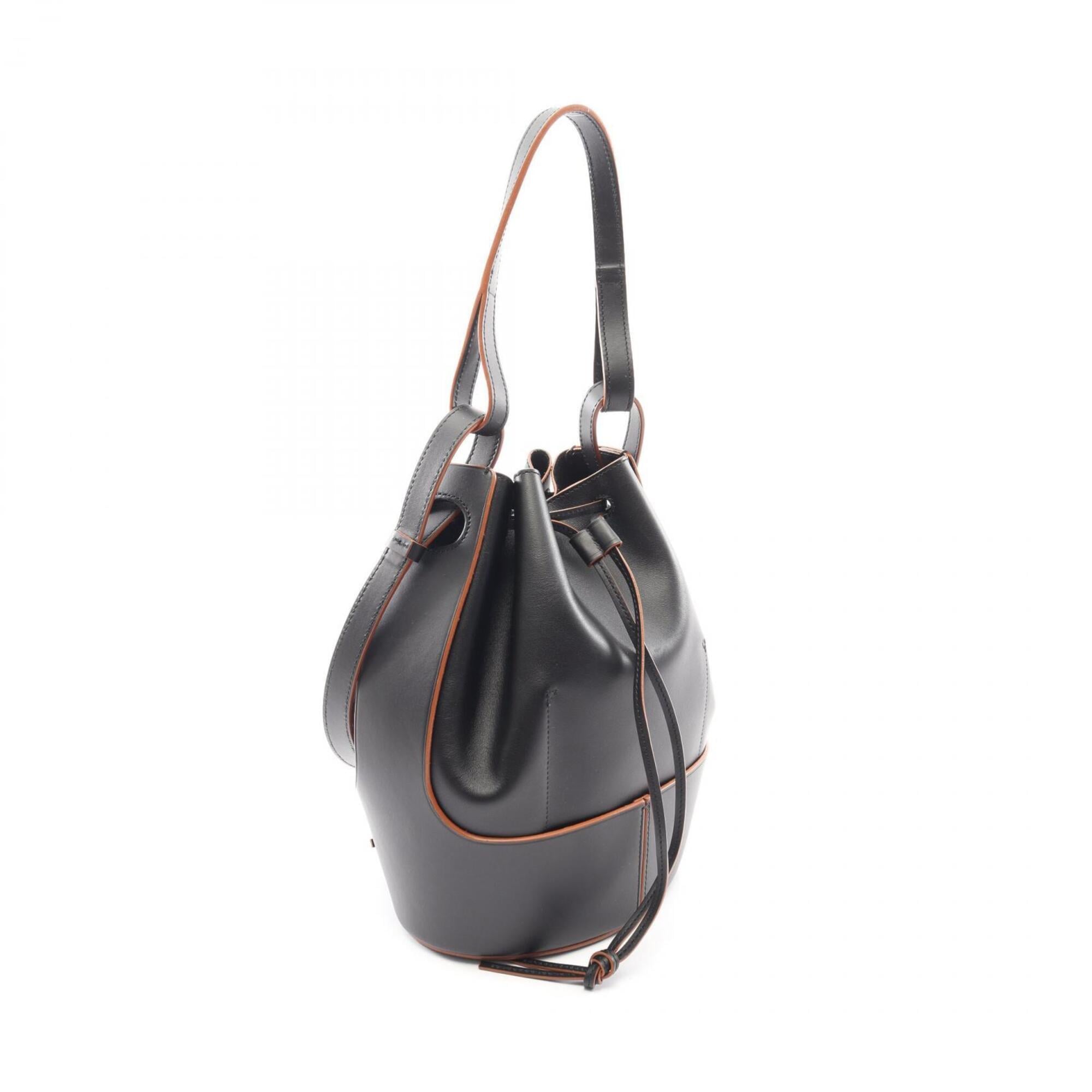 Loewe Black Leather Handbag Shoulder Bag (Pre-Owned)