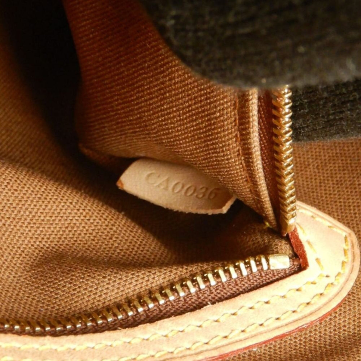 Louis Vuitton Monogram Brown Monogram Tote Bag (Pre-Owned)
