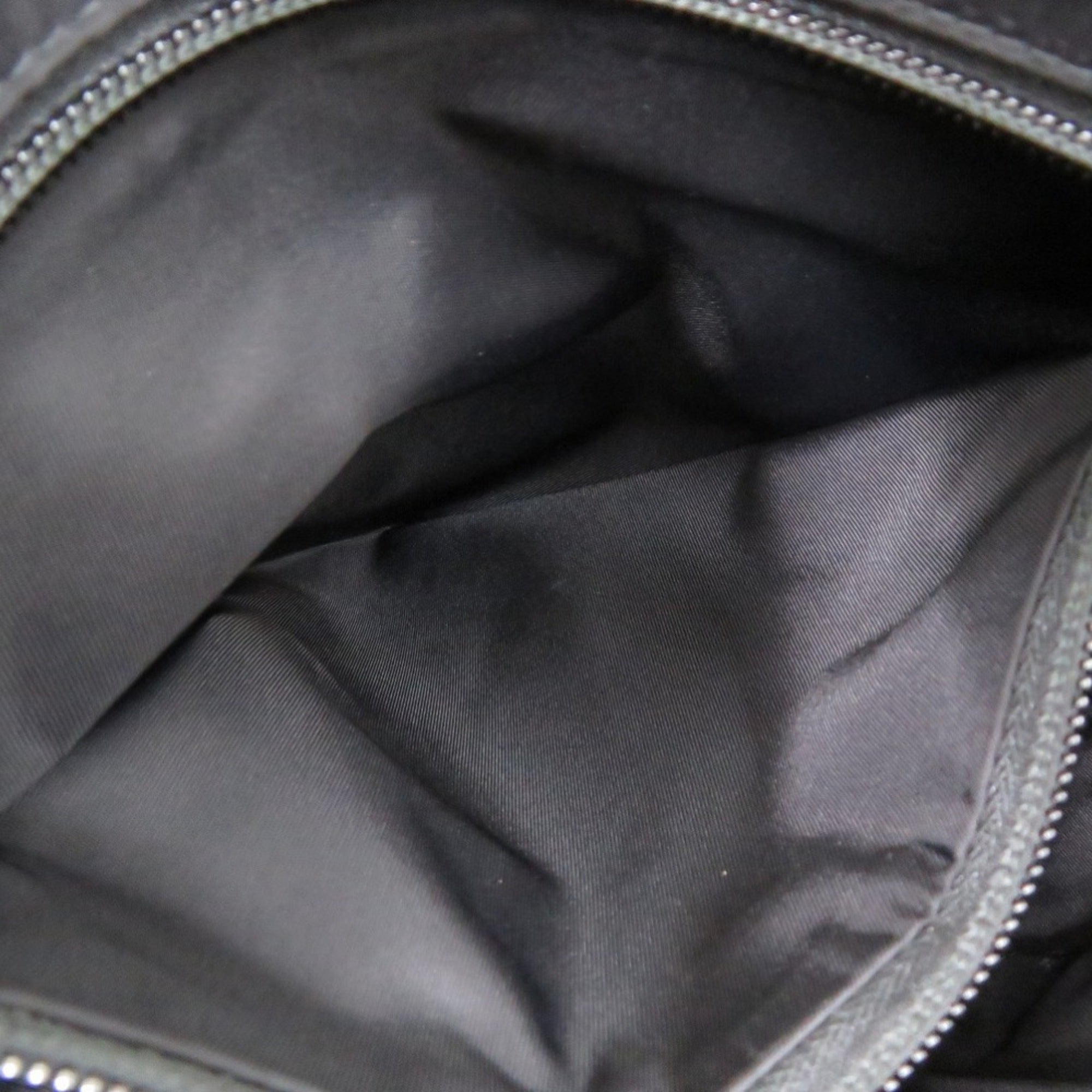 Gucci Black Leather Nylon Shoulder Bag (Pre-Owned)