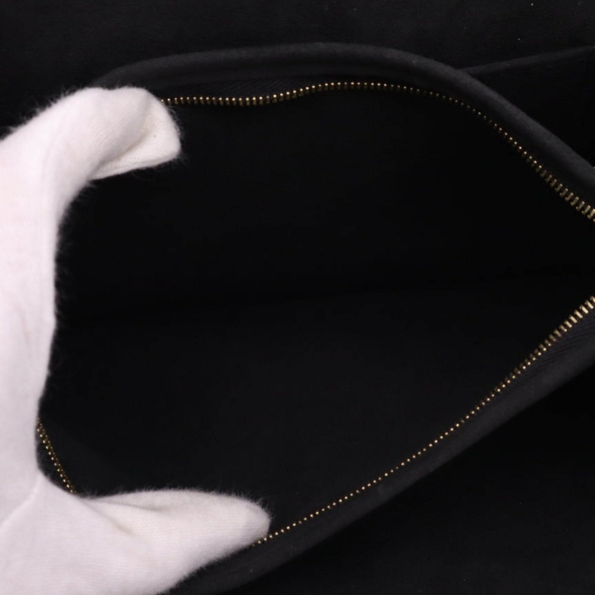 Louis Vuitton Black Leather Shoulder Bag (Pre-Owned)
