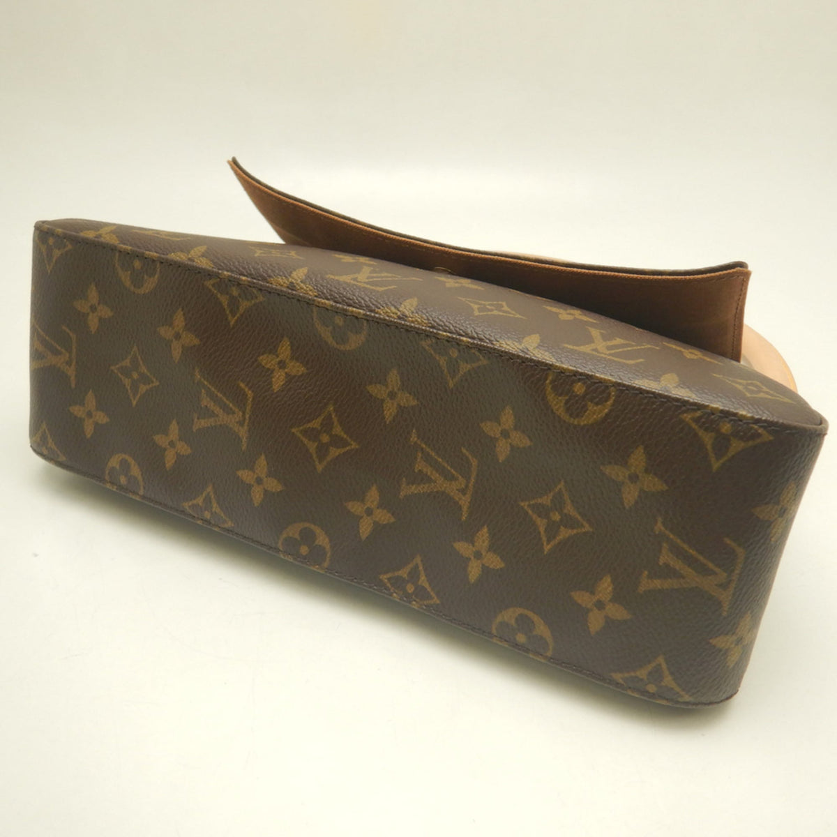 Louis Vuitton Brown Monogram Canvas Shoulder Bag (Pre-Owned)