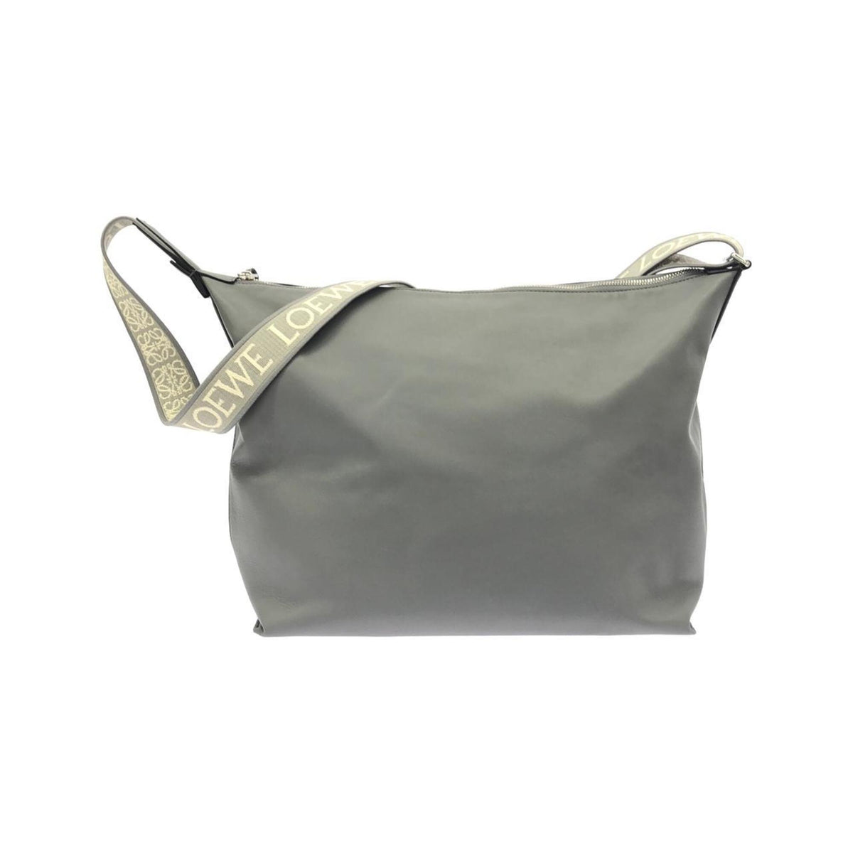 Loewe Gray Leather Shoulder Bag (Pre-Owned)