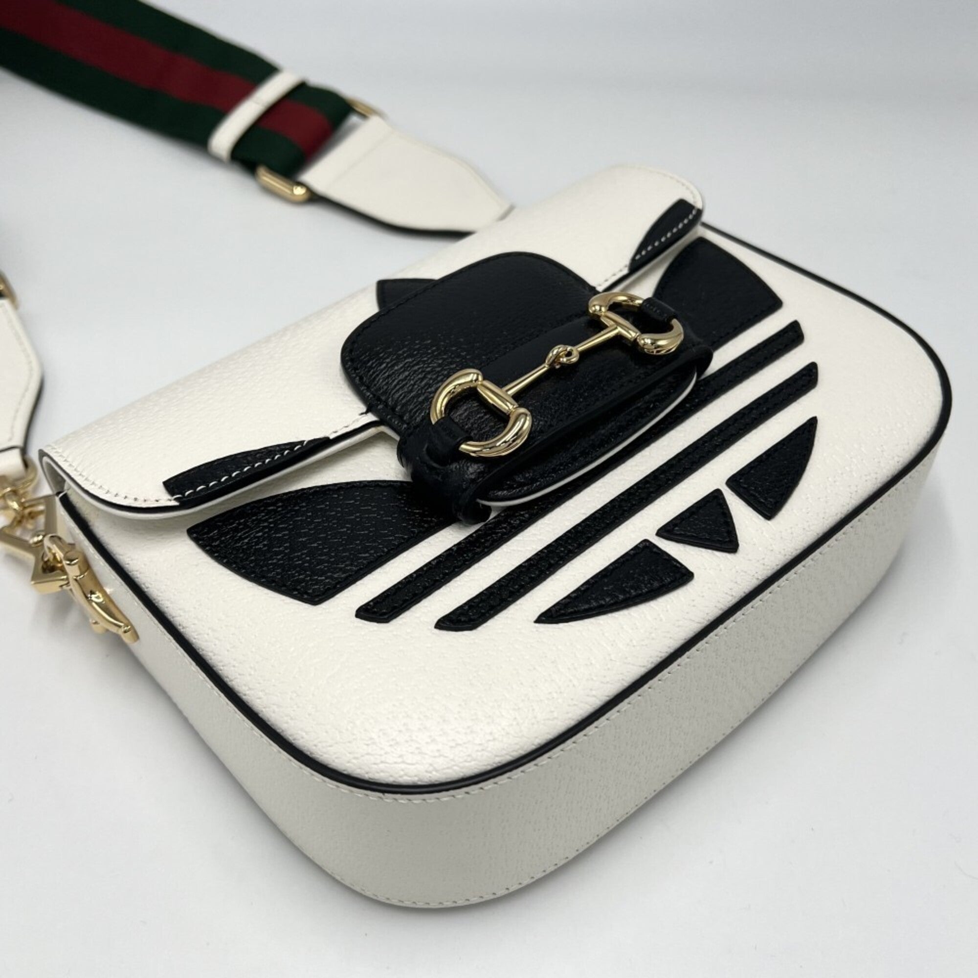 Gucci Black Leather Handbag Shoulder Bag (Pre-Owned)