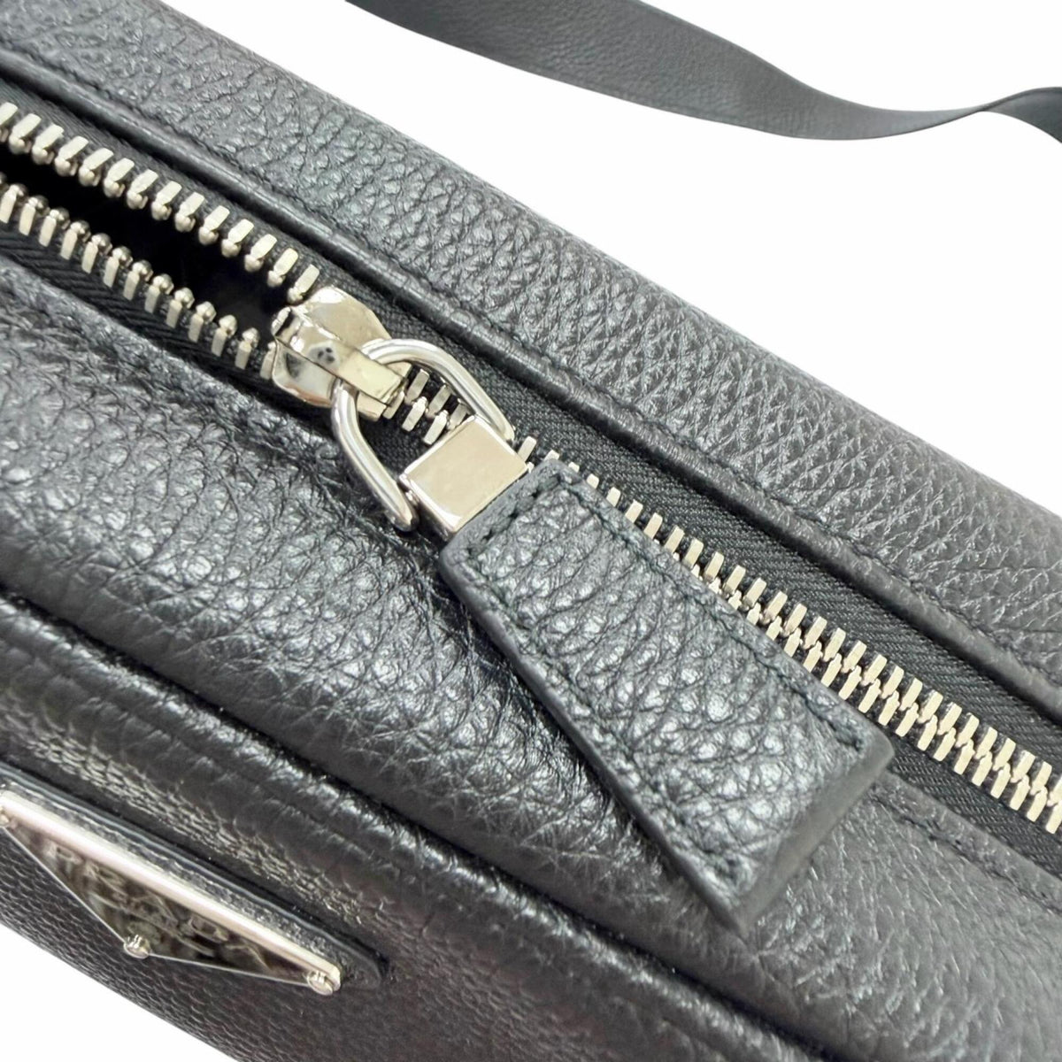 Prada Black Leather Shoulder Bag (Pre-Owned)