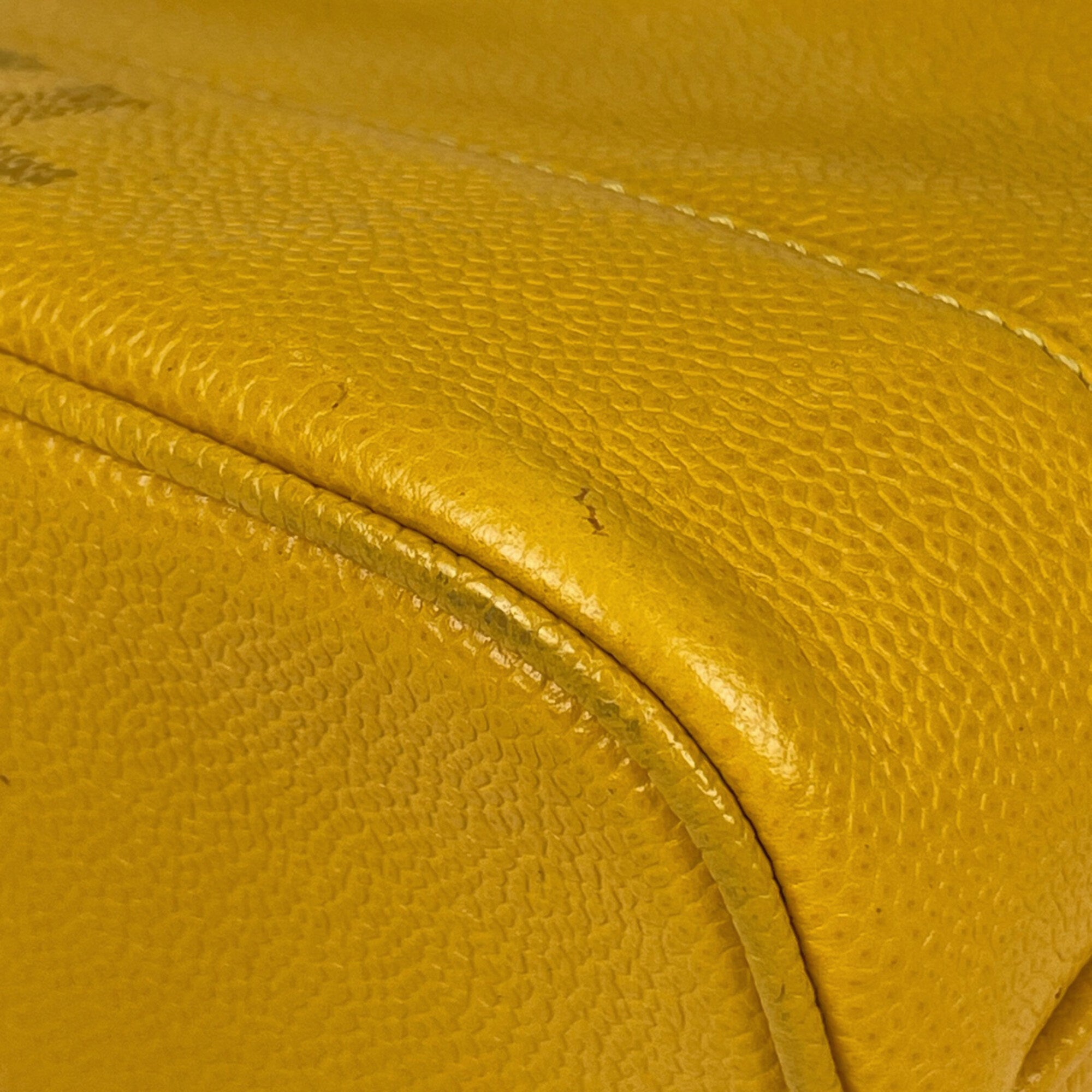 Chanel Yellow Grained Calfskin Shoulder Bag (Pre-Owned)