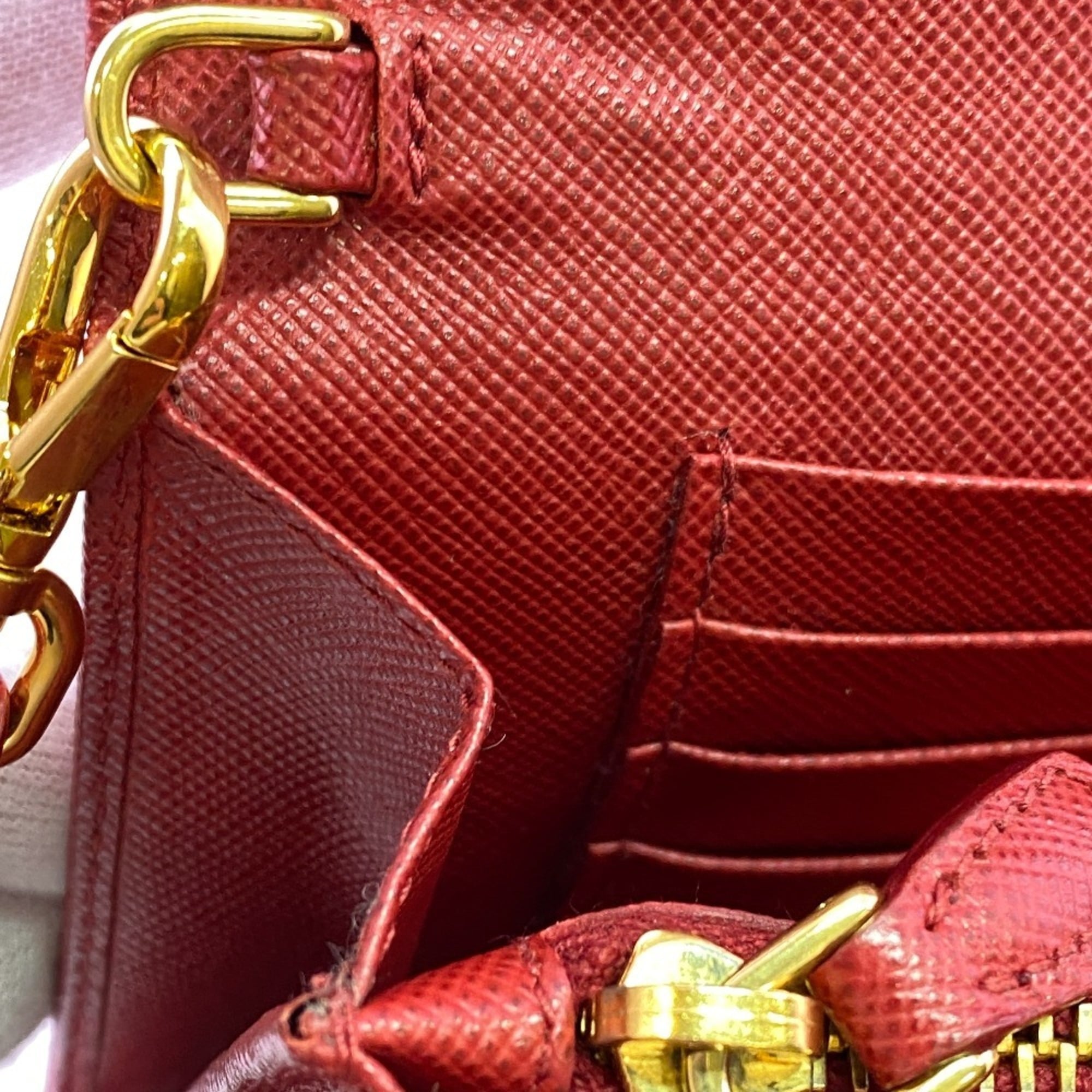 Prada Saffiano Red Color Leather Wallet (Bi-Fold) (Pre-Owned)