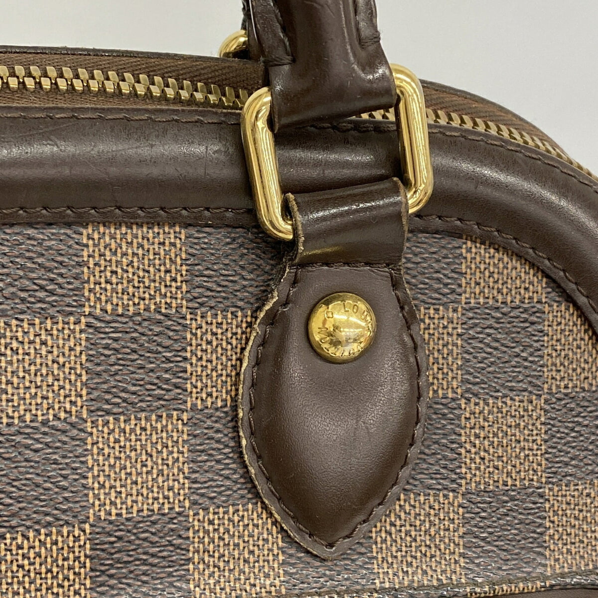 Louis Vuitton Ebene Handbag (Pre-Owned)
