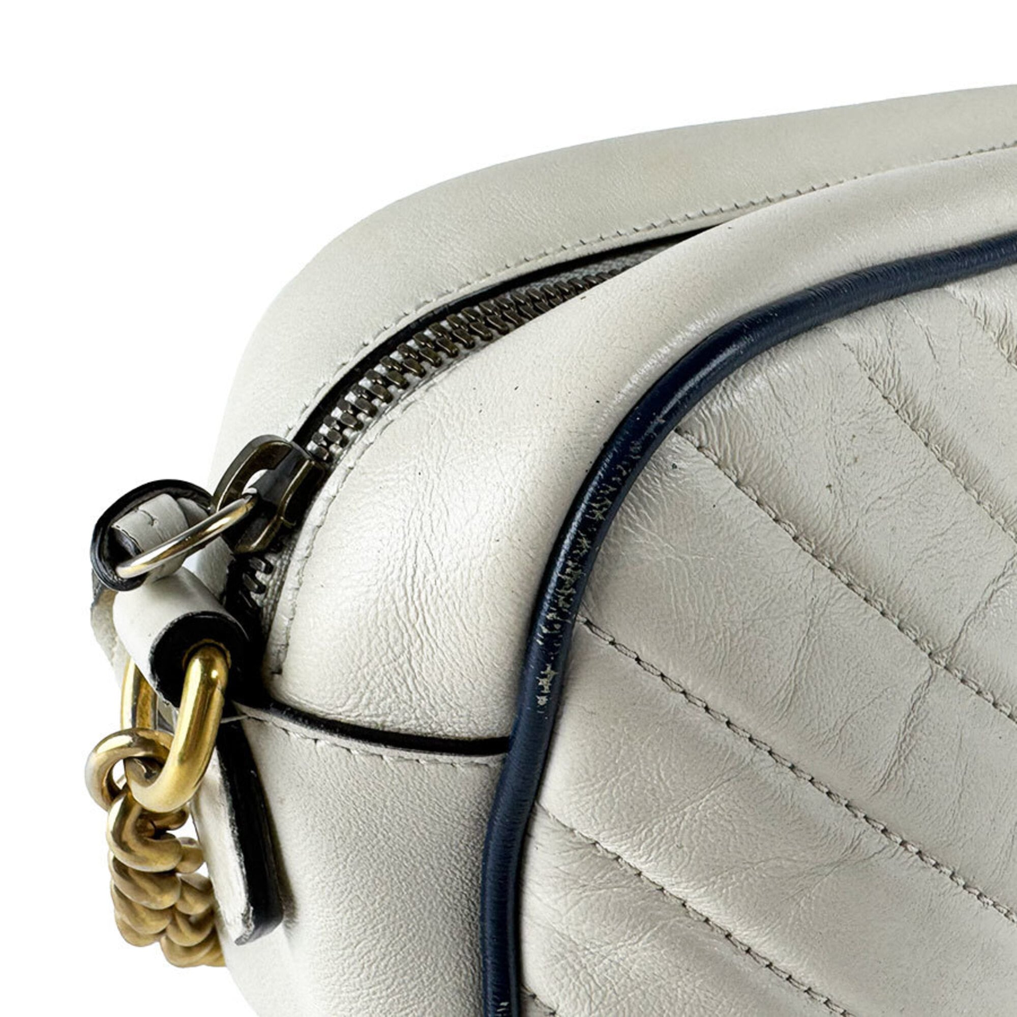 Gucci Ivory Navy Leather Shoulder Bag (Pre-Owned)