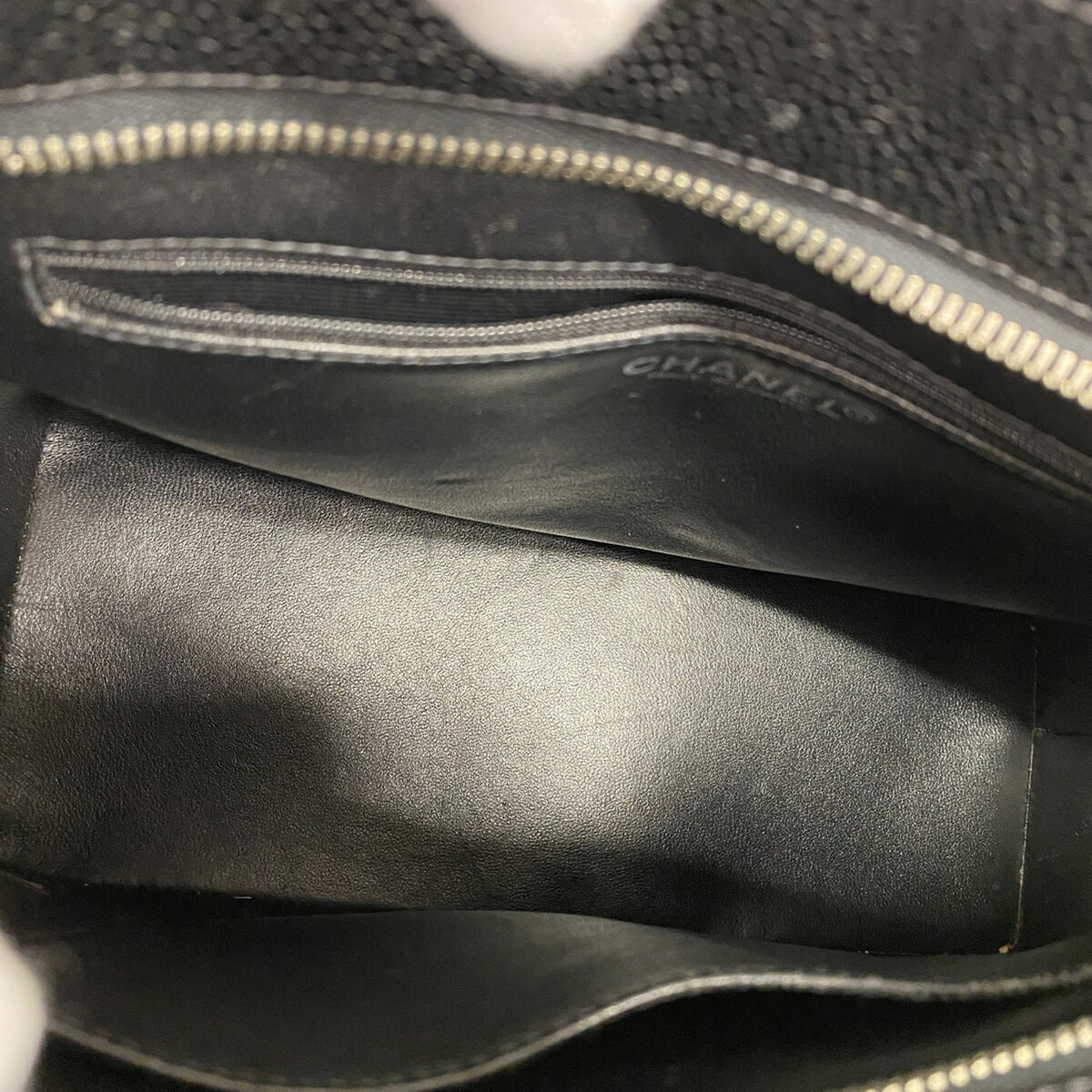 Chanel Black Grained Calfskin Tote Bag (Pre-Owned)