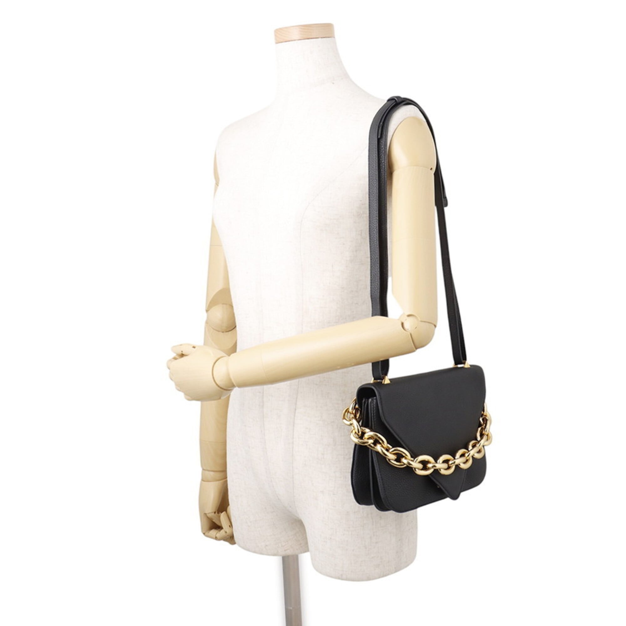 Bottega Veneta Black Leather Handbag Shoulder Bag (Pre-Owned)
