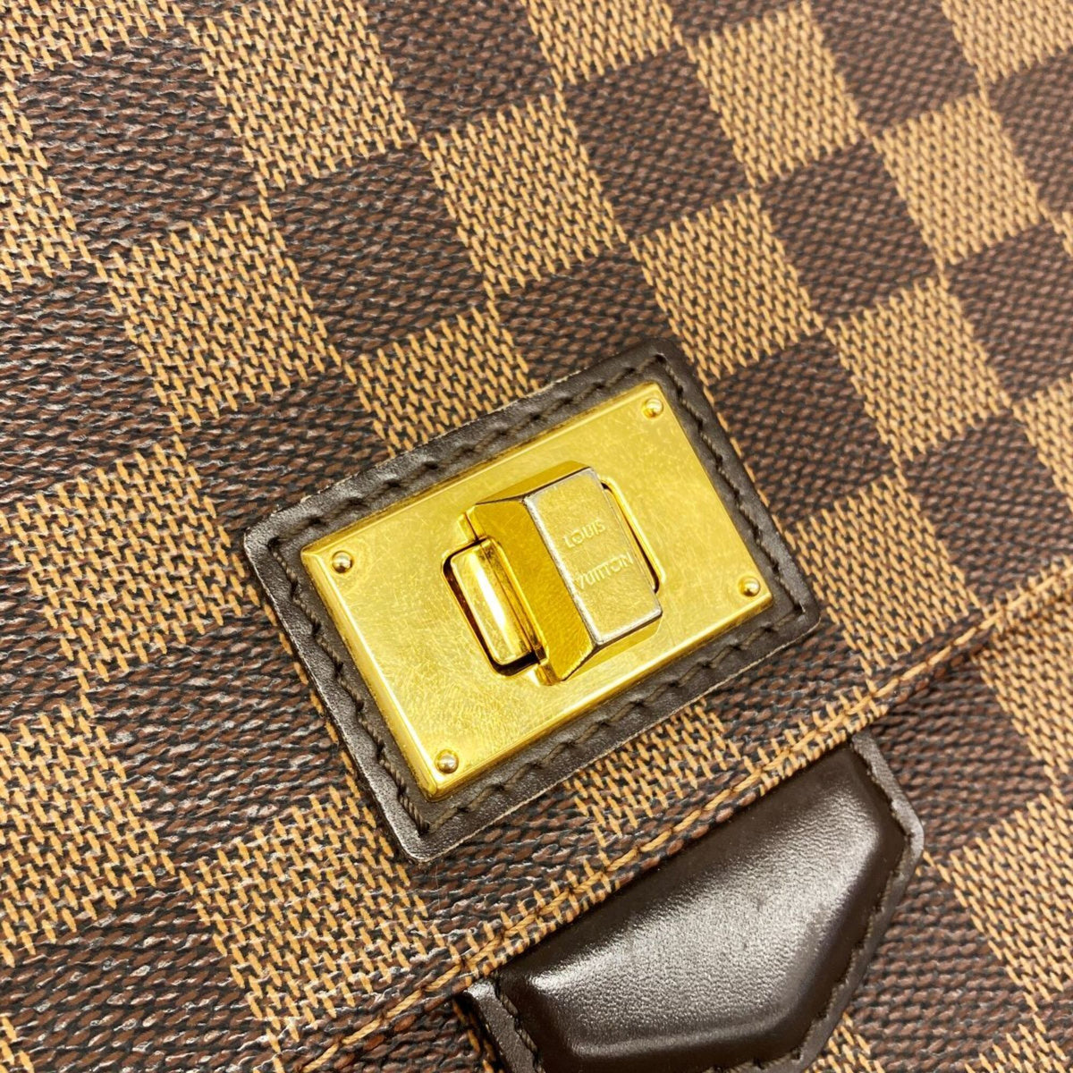 Louis Vuitton Ebene Shoulder Bag (Pre-Owned)