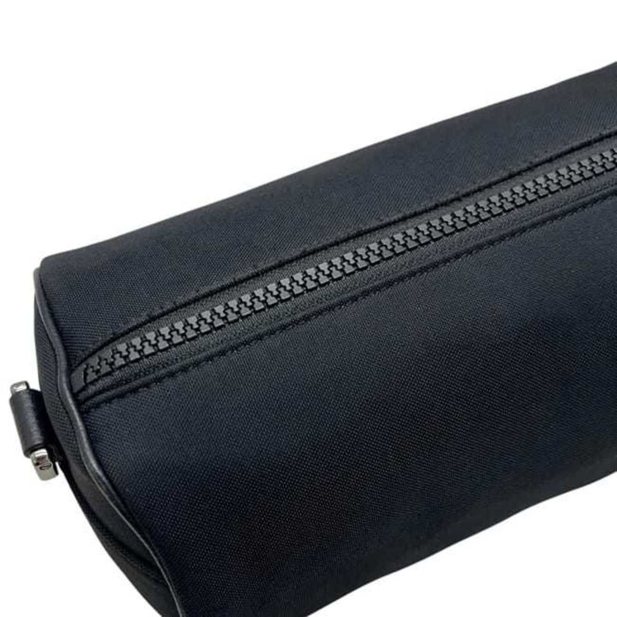Christian Dior Black Nylon Shoulder Bag (Pre-Owned)